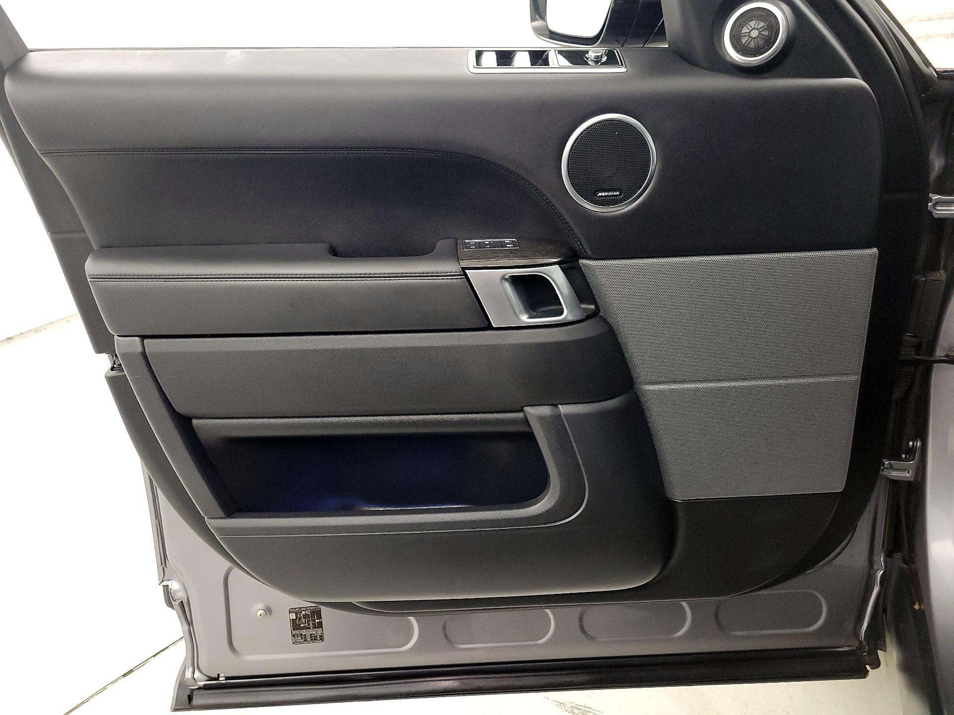 Thumbnail: 2021 Land Rover Range Rover Sport - 12