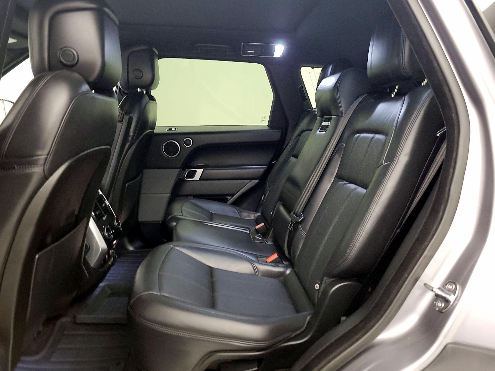 Thumbnail: 2021 Land Rover Range Rover Sport - 18