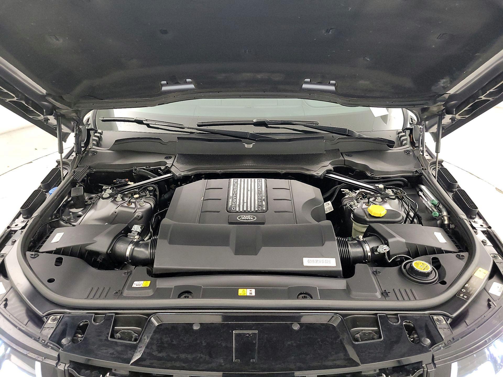 Thumbnail: 2021 Land Rover Range Rover Sport - 20