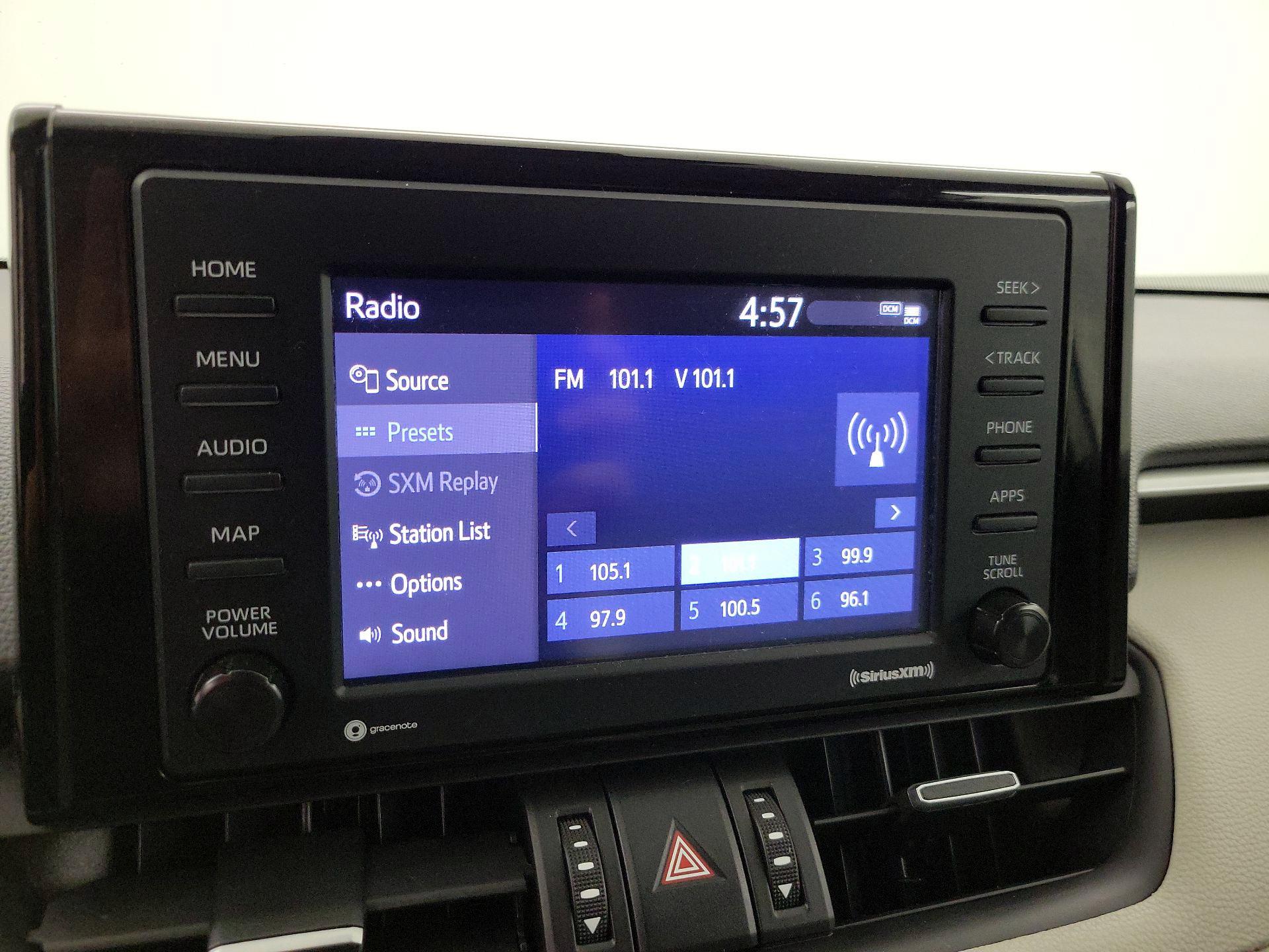 Thumbnail: 2022 Toyota RAV4 - 15