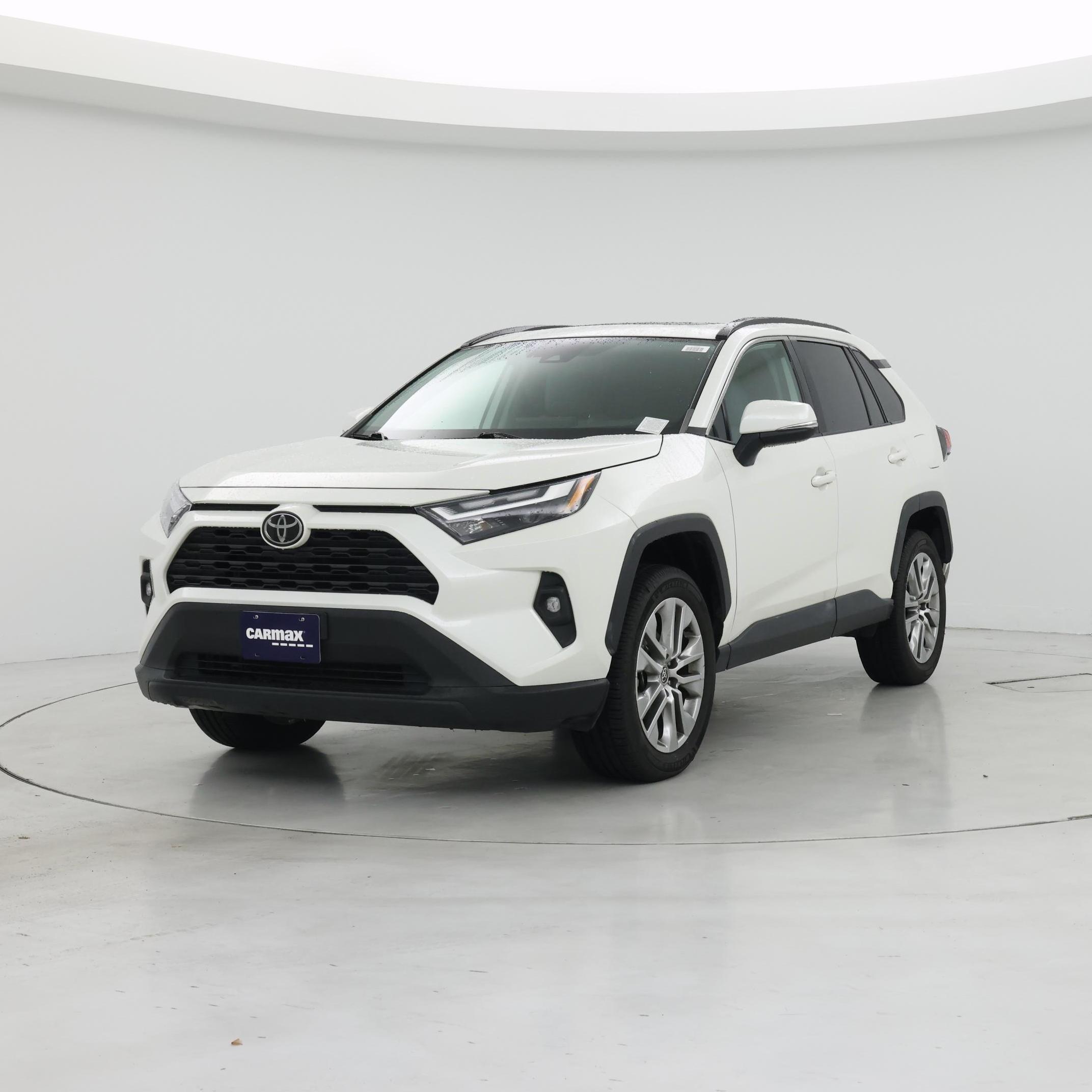 Thumbnail: 2022 Toyota RAV4 - 4