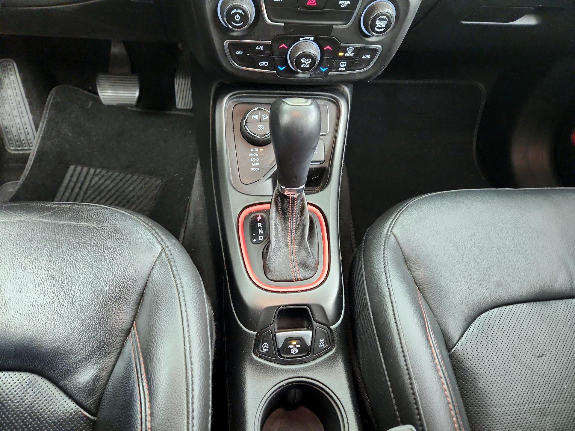 Thumbnail: 2018 Jeep Compass - 18