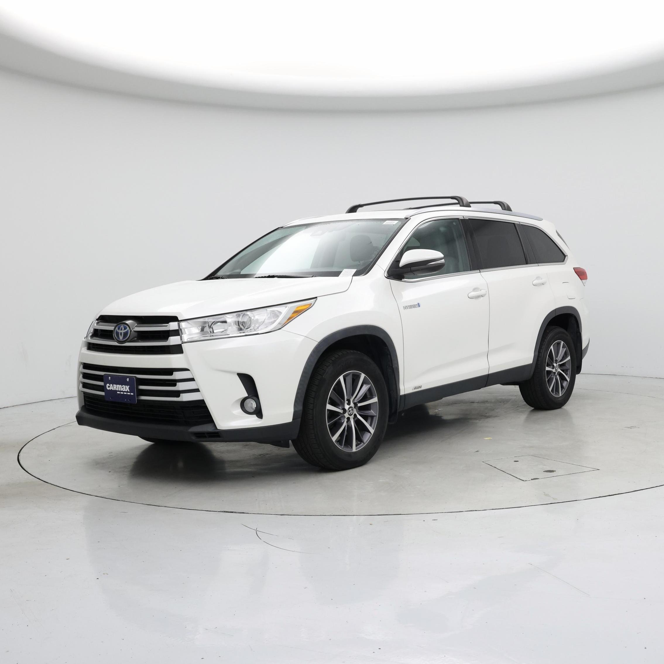 Thumbnail: 2019 Toyota Highlander - 4