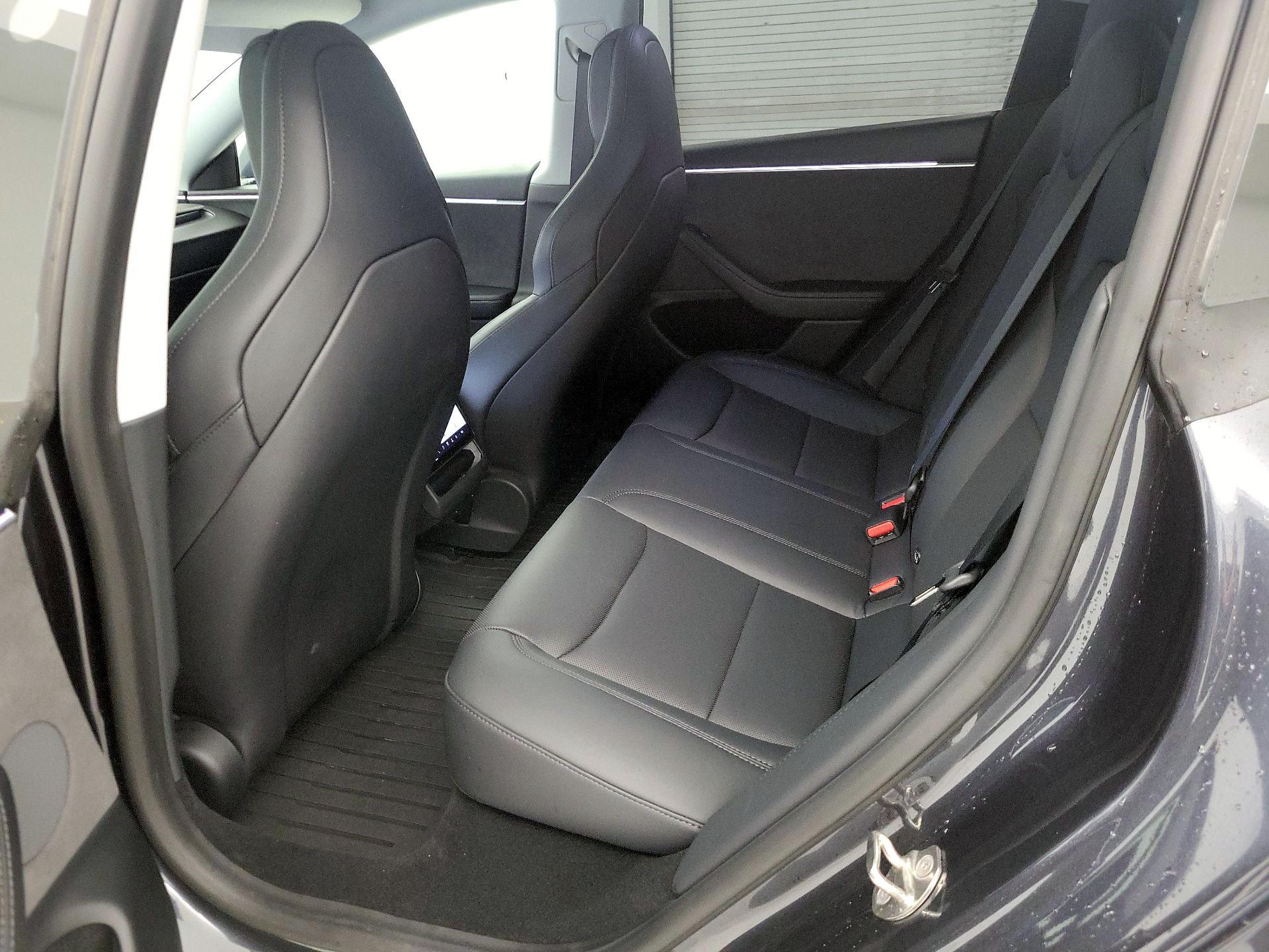 Thumbnail: 2024 Tesla Model 3 - 19