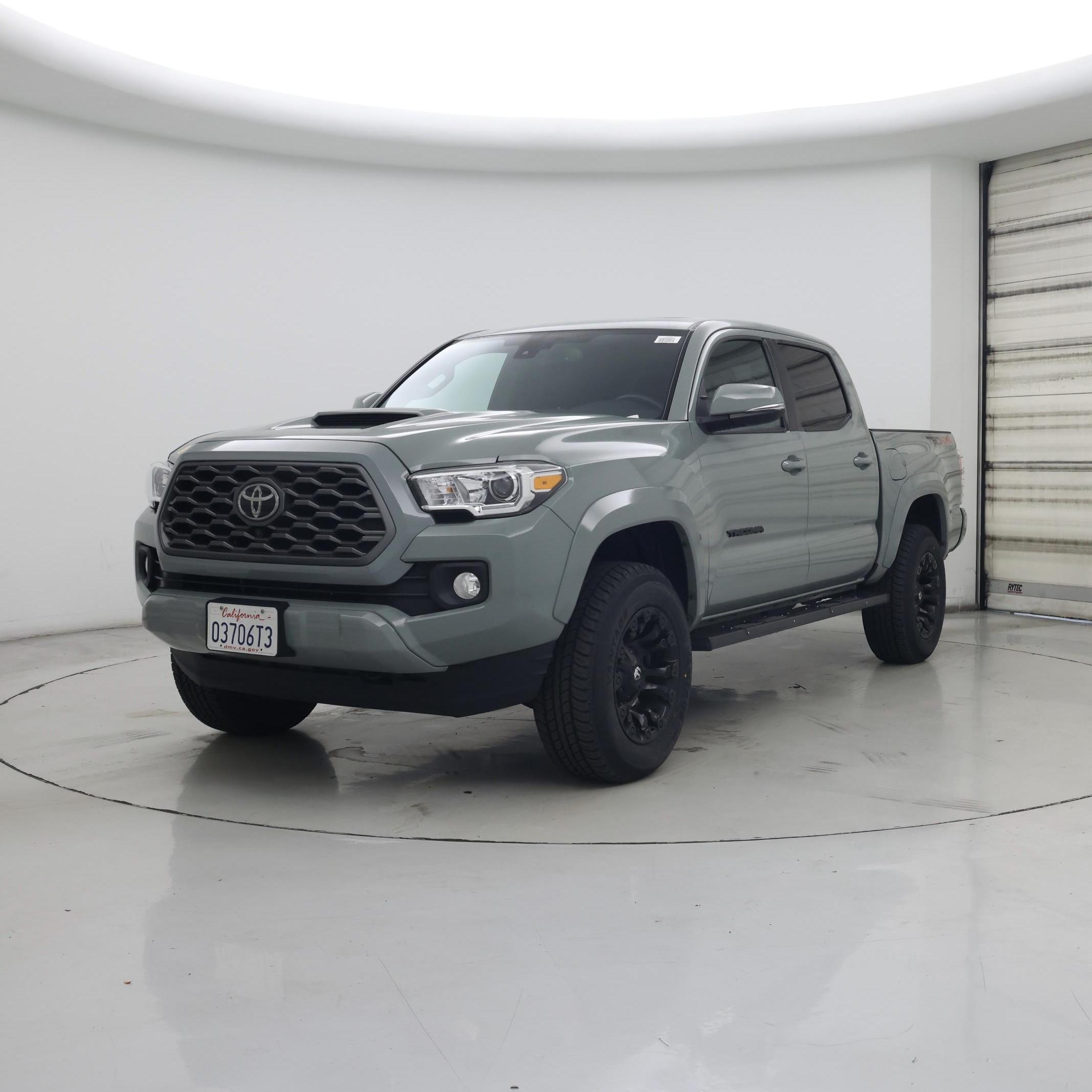 Thumbnail: 2023 Toyota Tacoma - 4