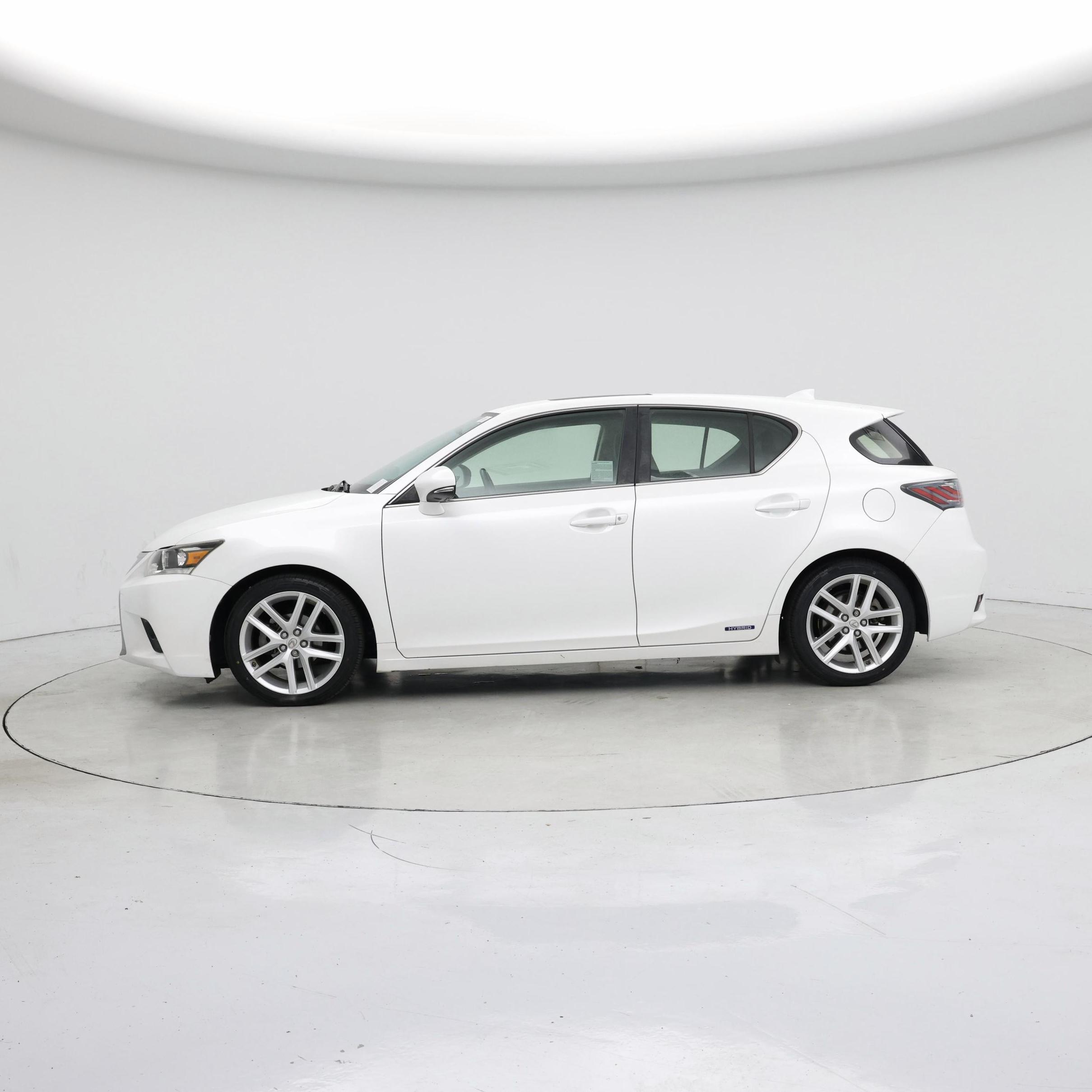 Thumbnail: 2015 Lexus CT - 3