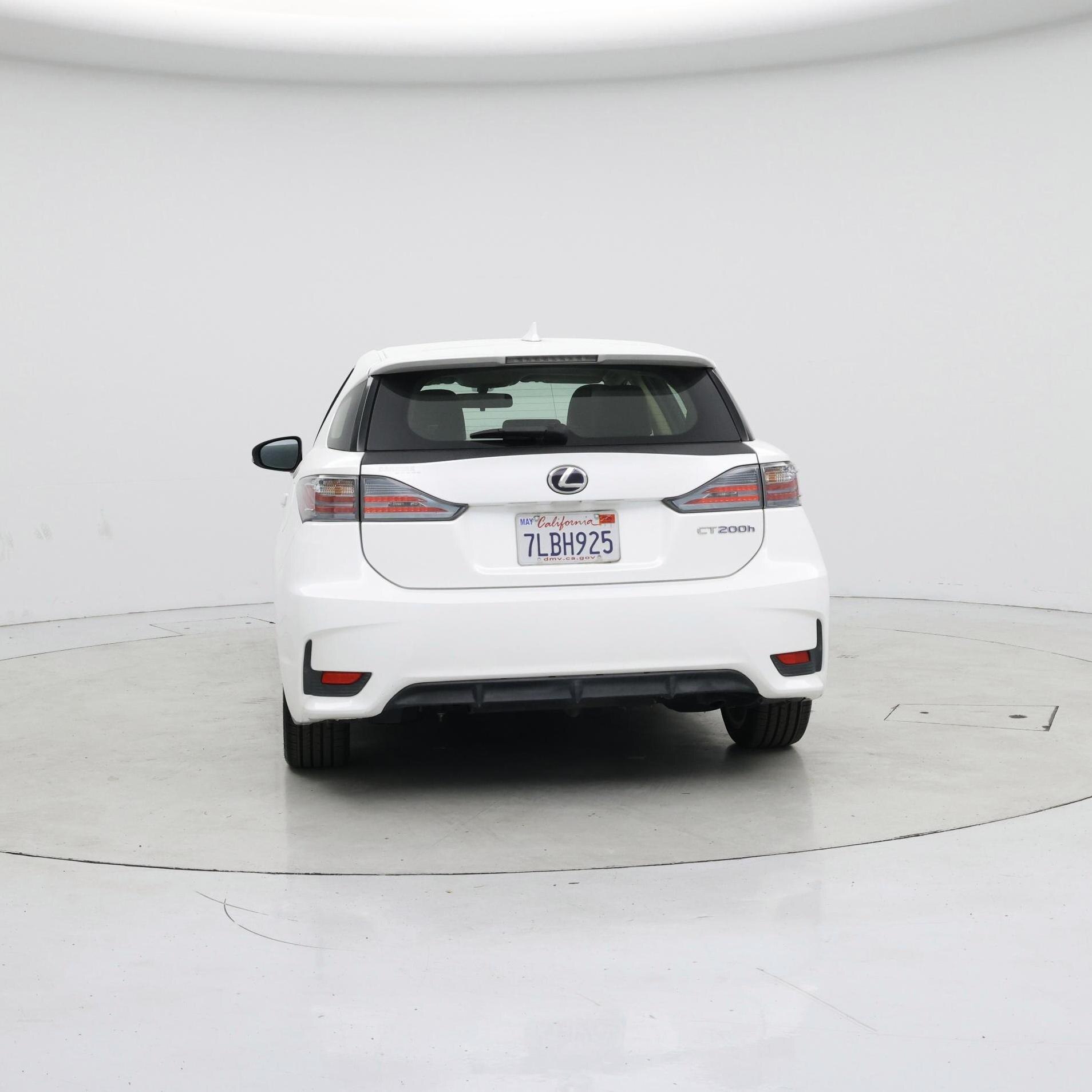 Thumbnail: 2015 Lexus CT - 6