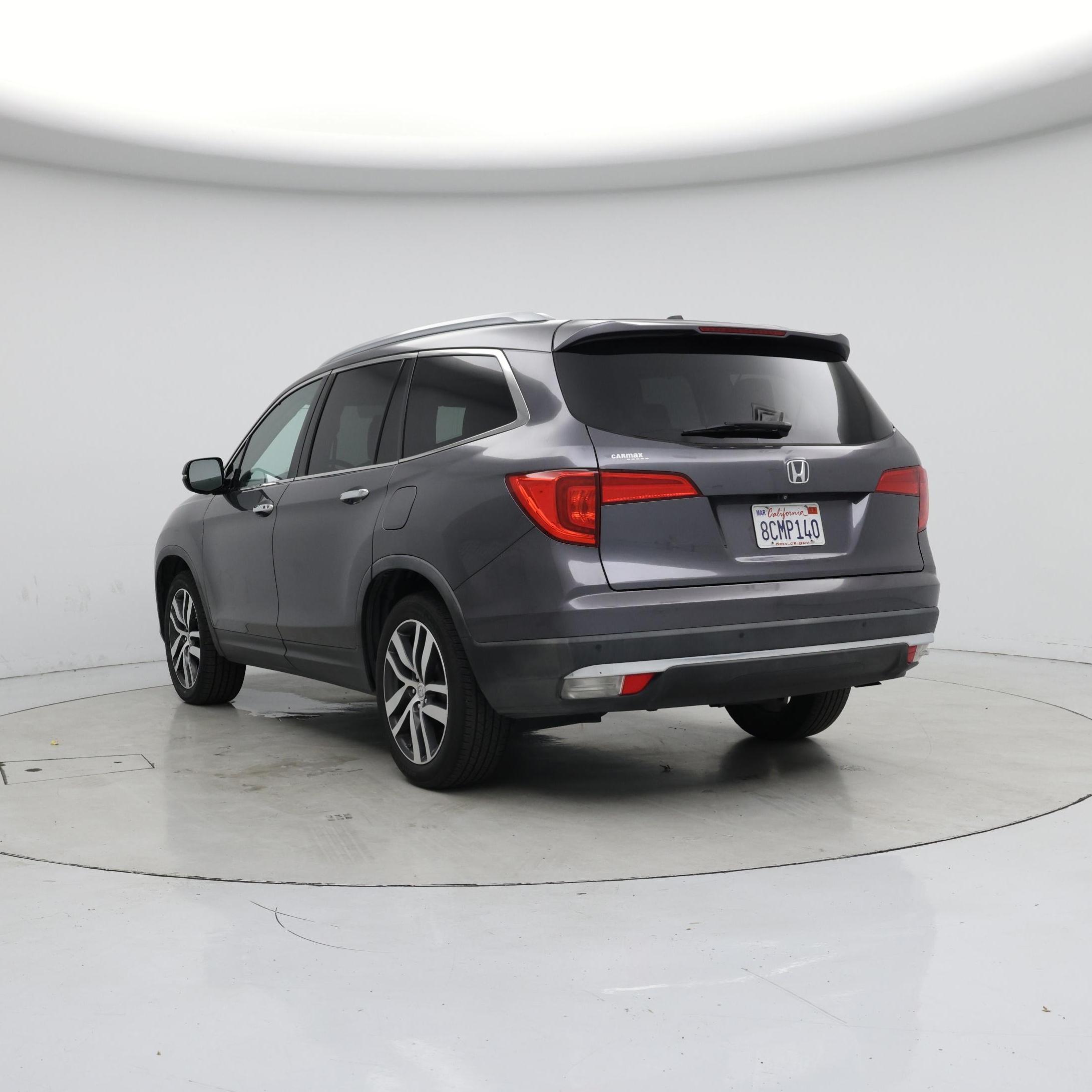 Thumbnail: 2018 Honda Pilot - 2