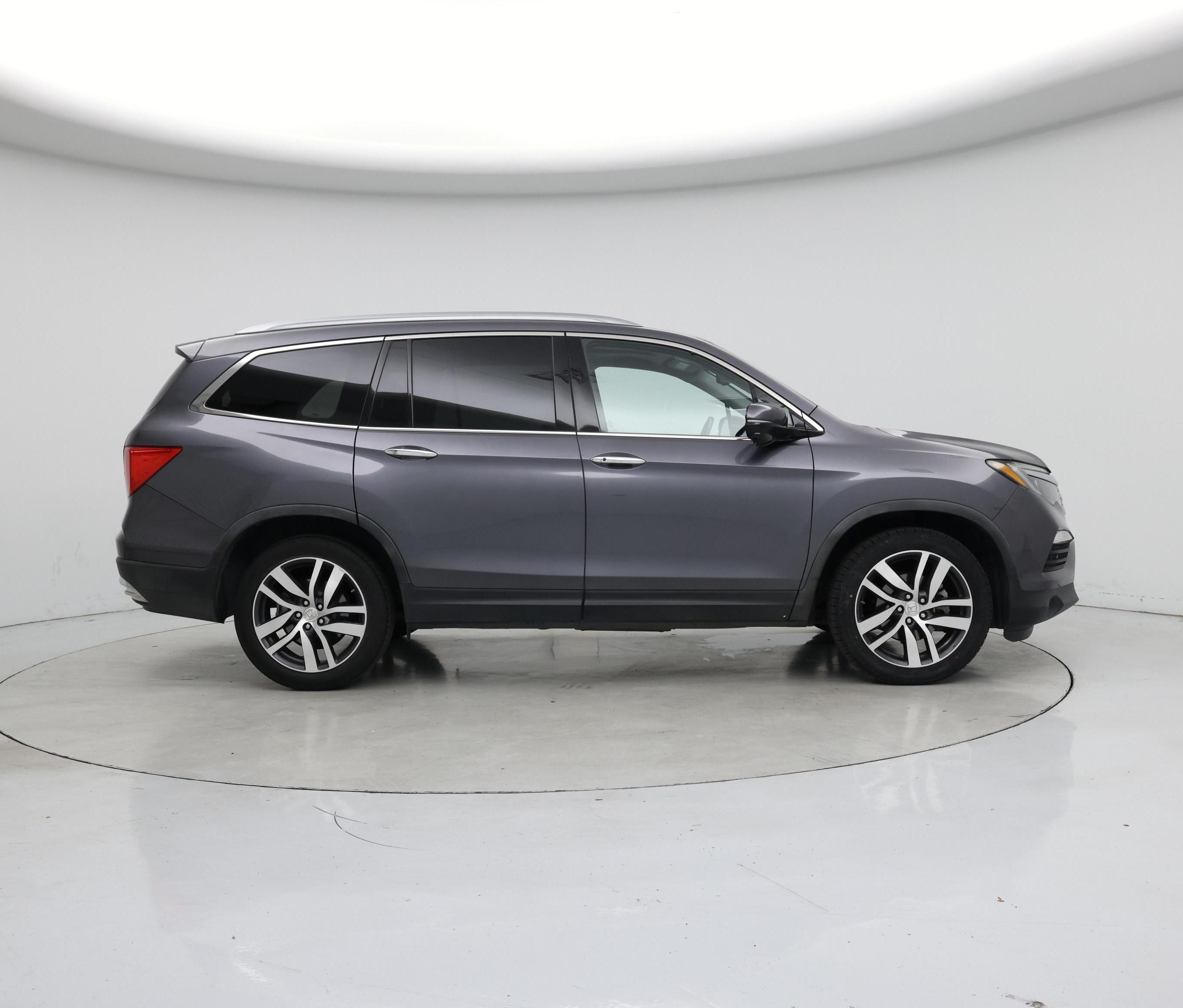 Thumbnail: 2018 Honda Pilot - 7