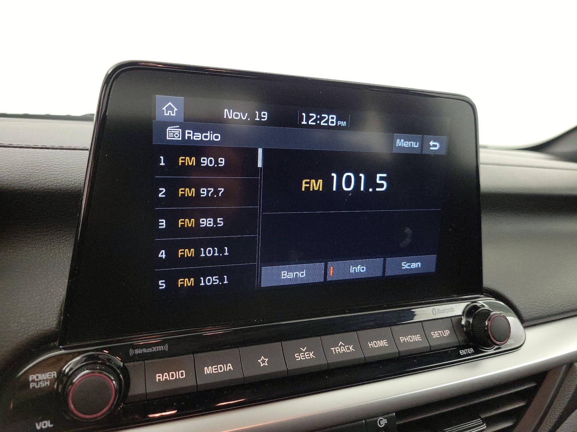 Thumbnail: 2021 Kia Forte - 15