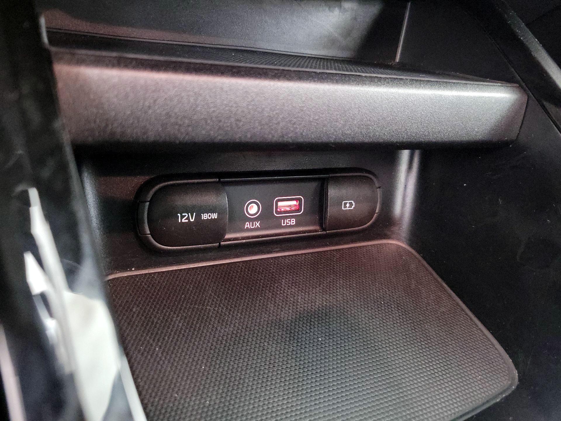 Thumbnail: 2021 Kia Forte - 18