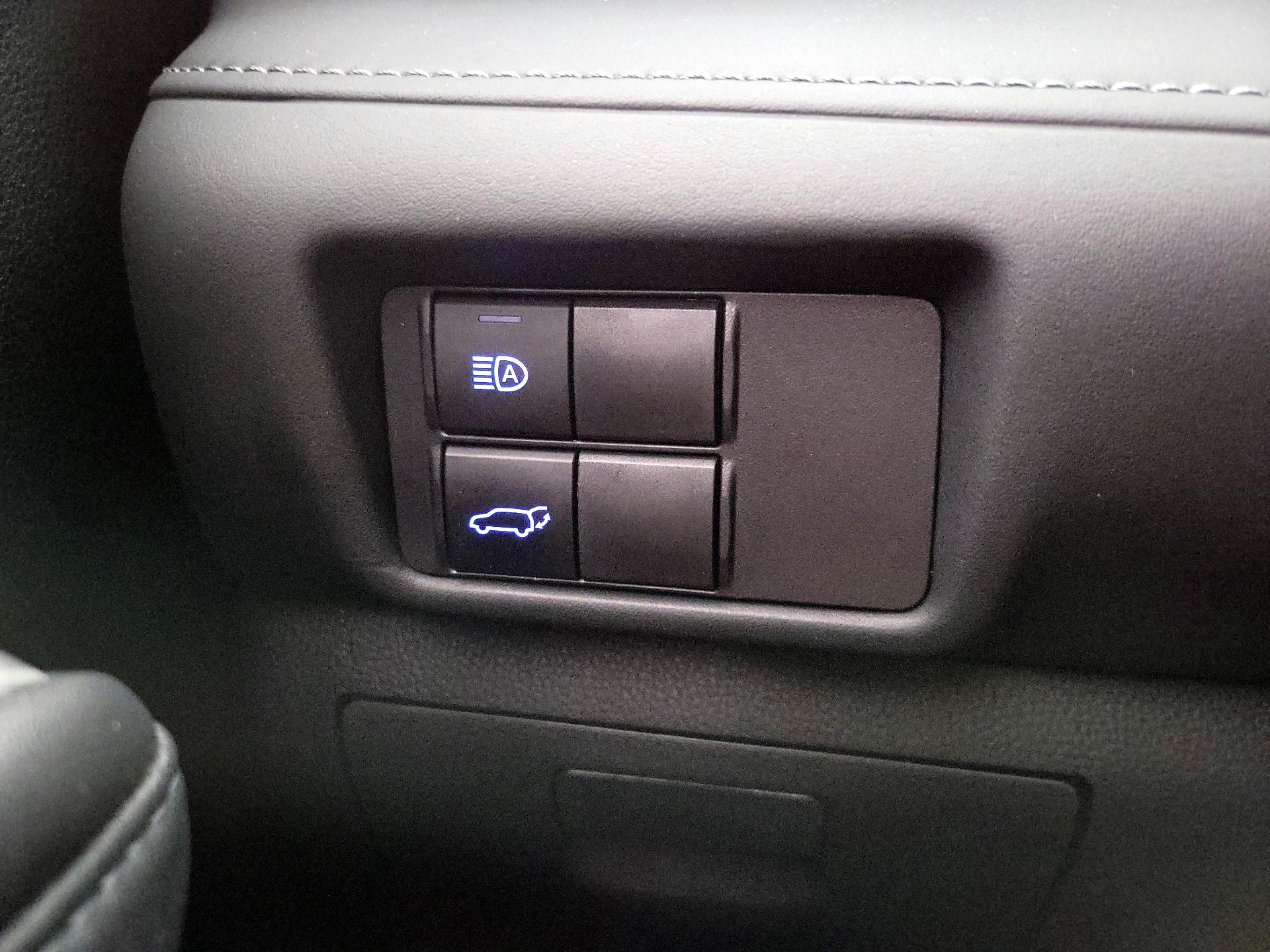 Thumbnail: 2022 Toyota Highlander - 13