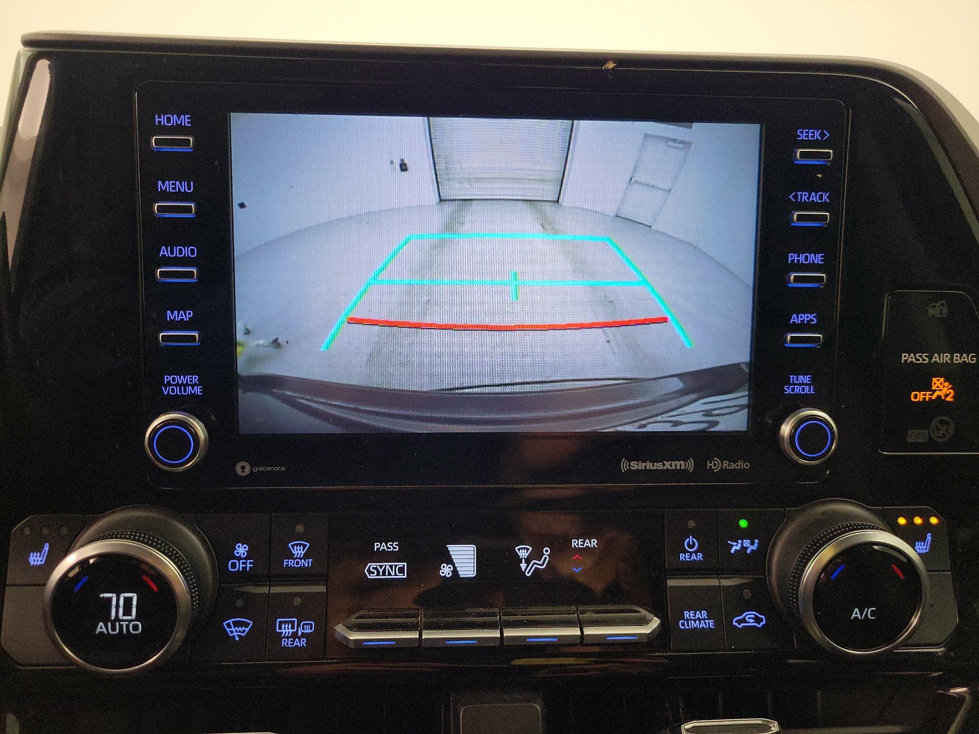 Thumbnail: 2022 Toyota Highlander - 14