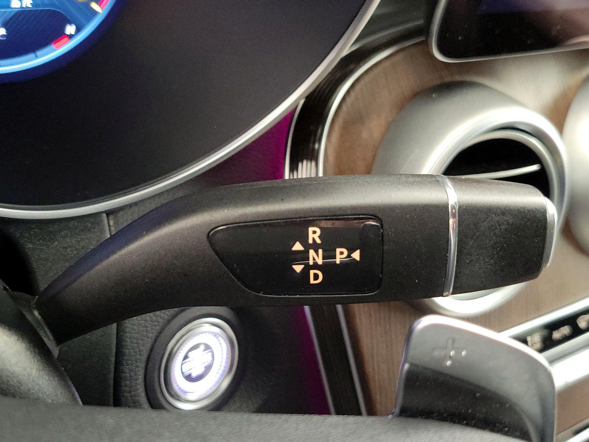 Thumbnail: 2020 Mercedes-Benz GLC - 16