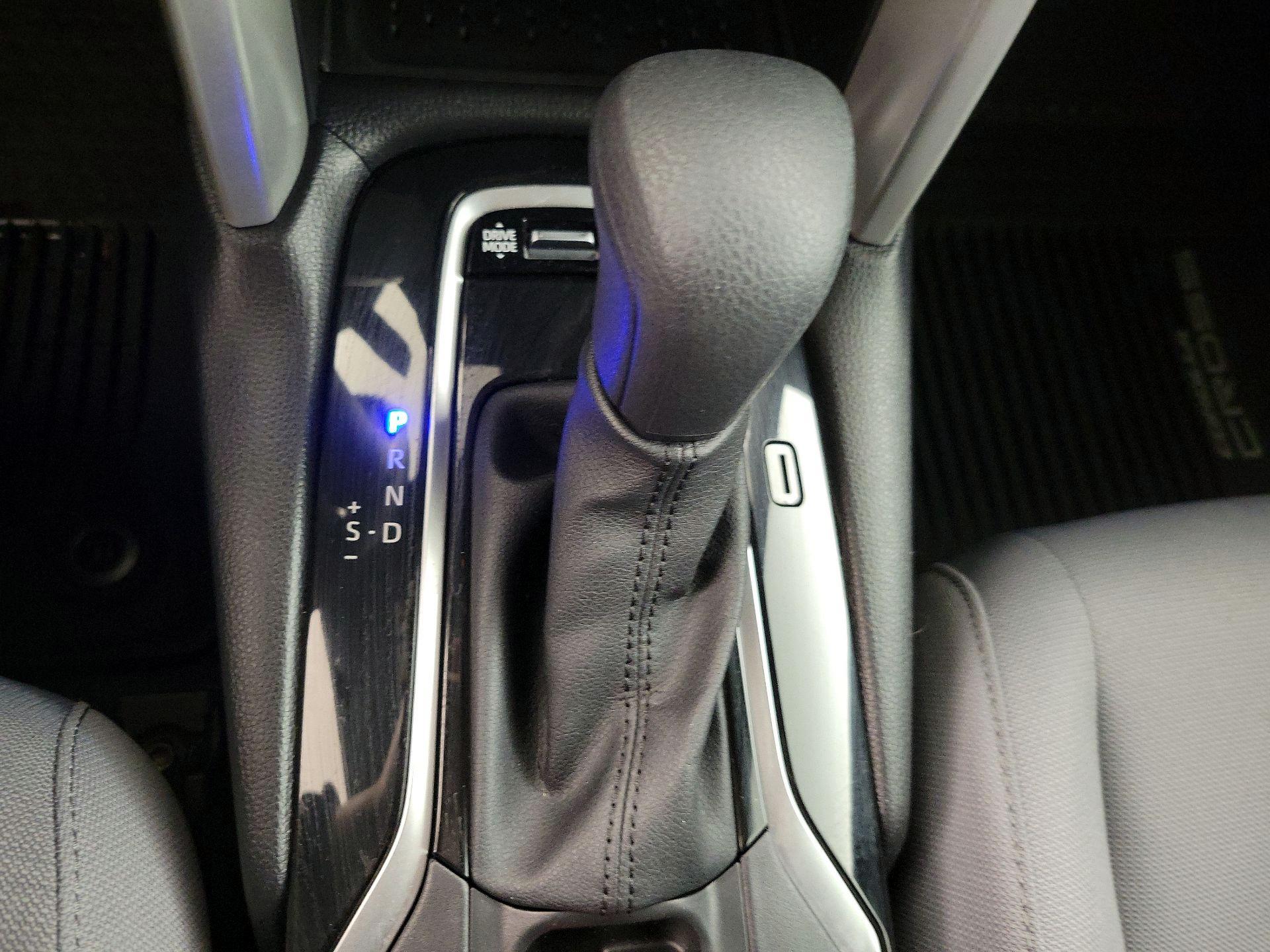 Thumbnail: 2025 Toyota Corolla Cross - 17