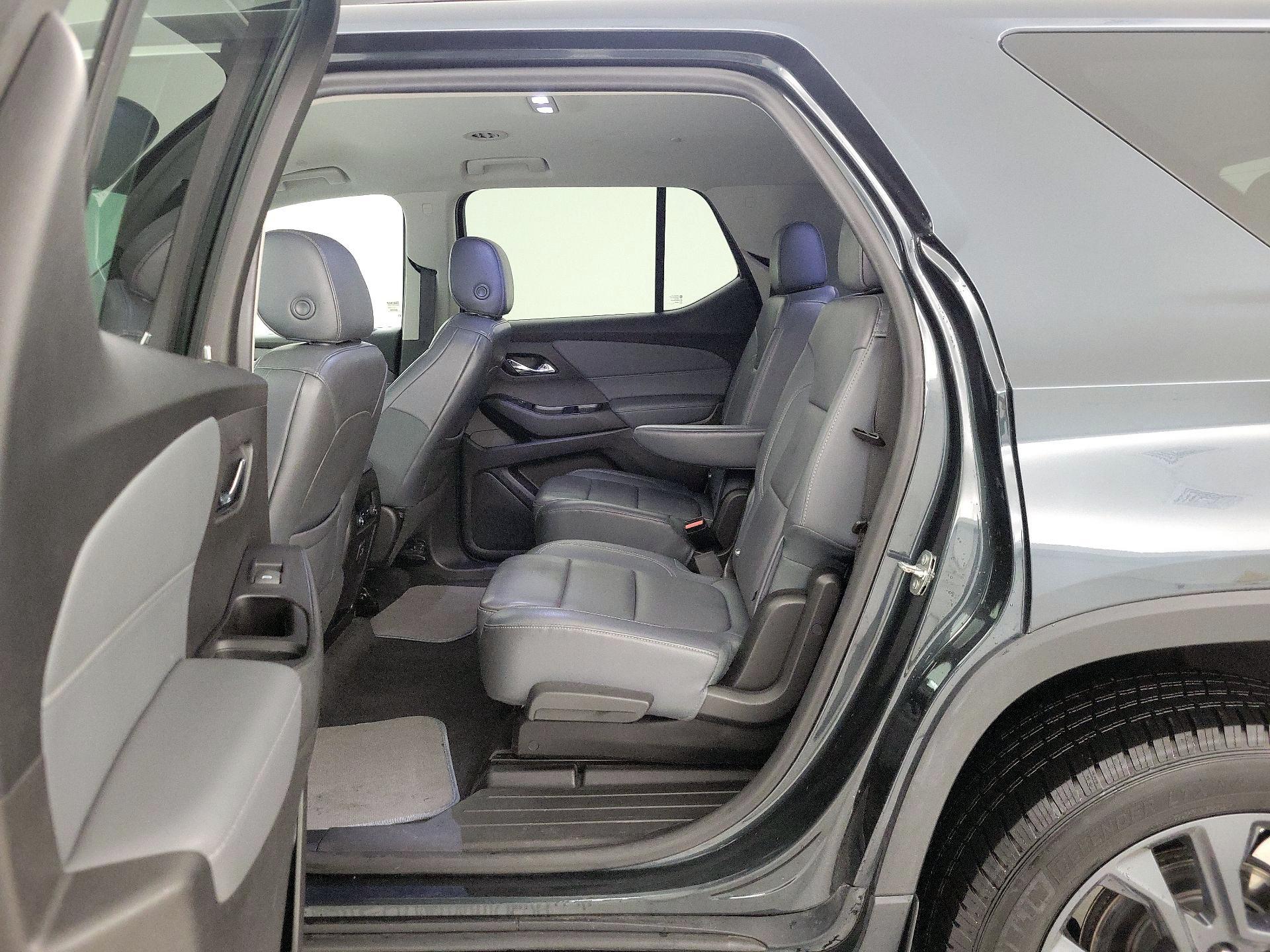 Thumbnail: 2019 Chevrolet Traverse - 19