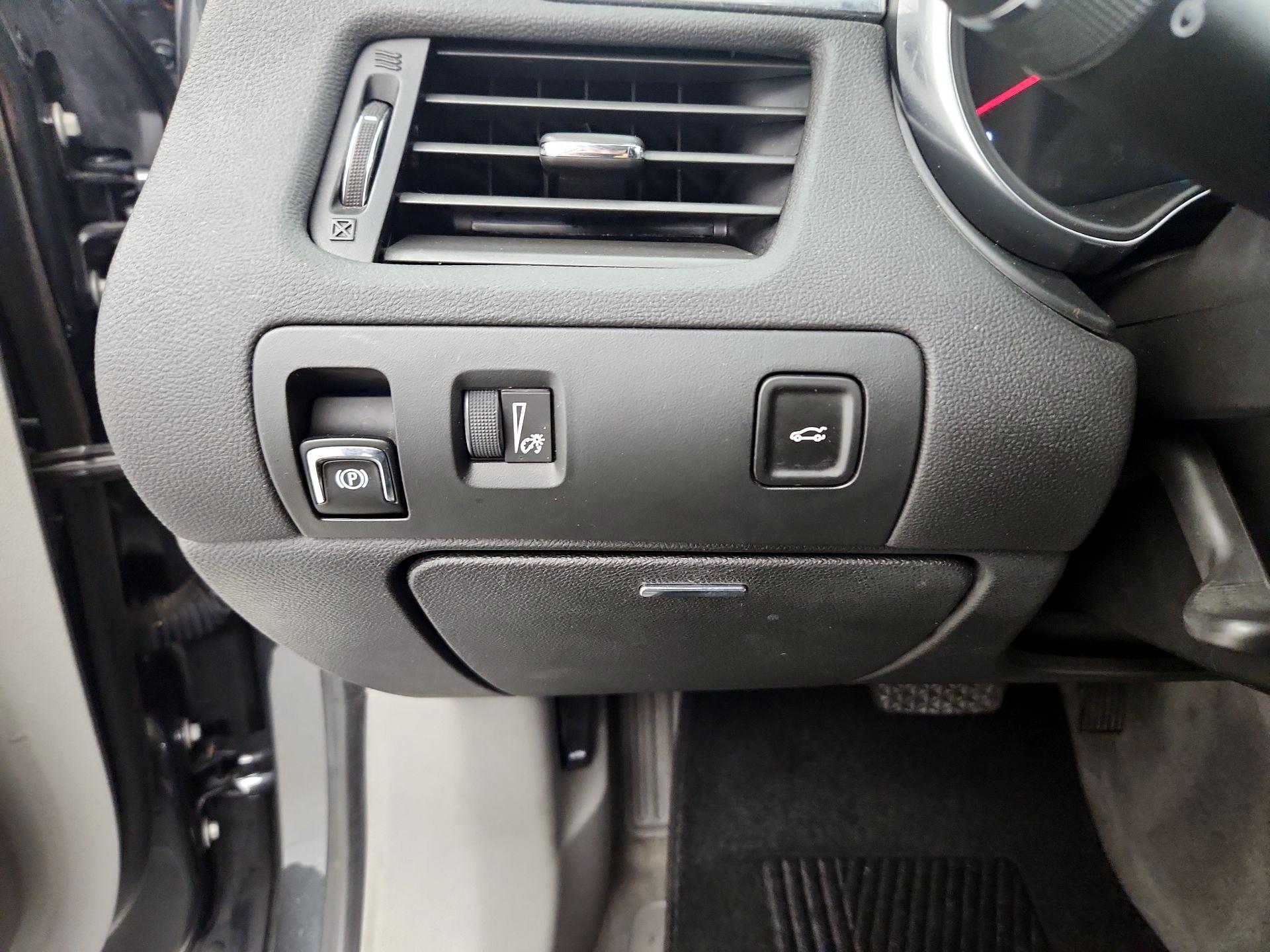 Thumbnail: 2018 Chevrolet Impala - 13