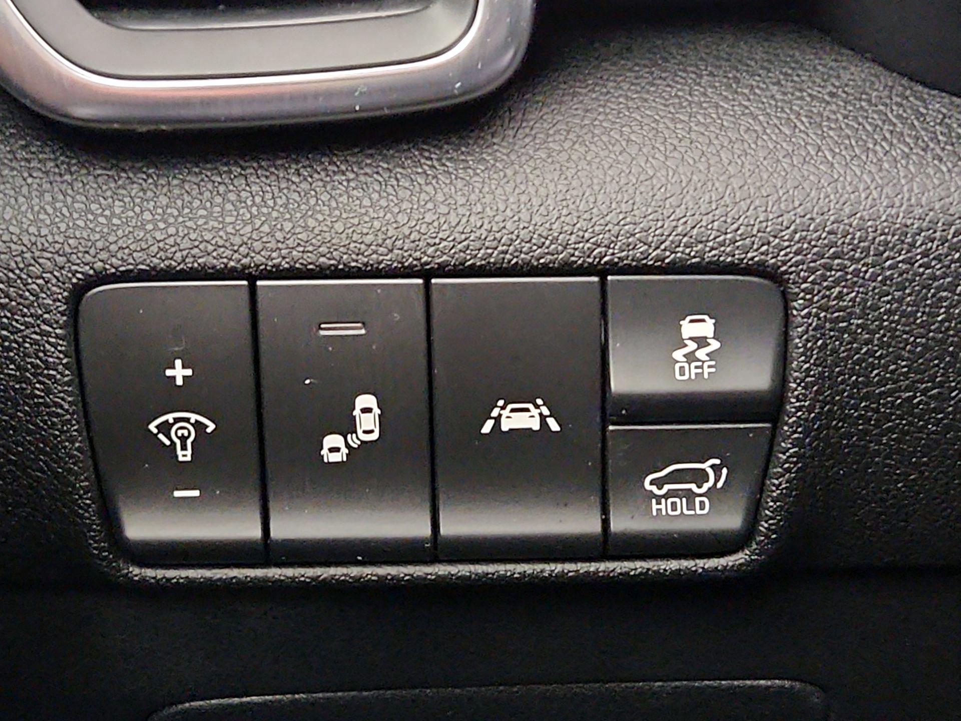 Thumbnail: 2017 Kia Sportage - 13