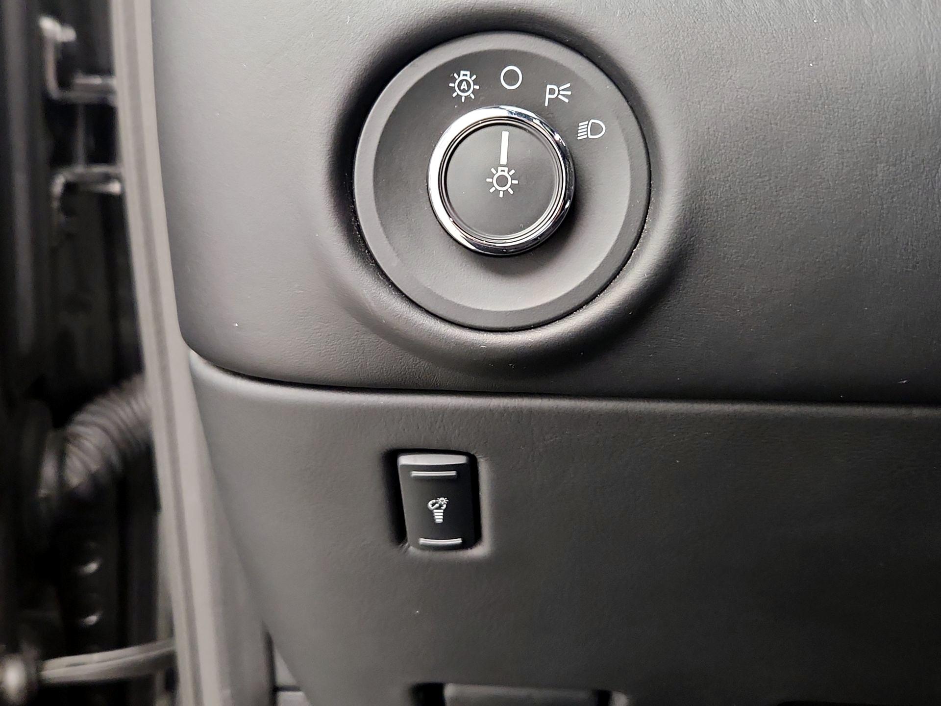 Thumbnail: 2017 Lincoln Navigator L - 13