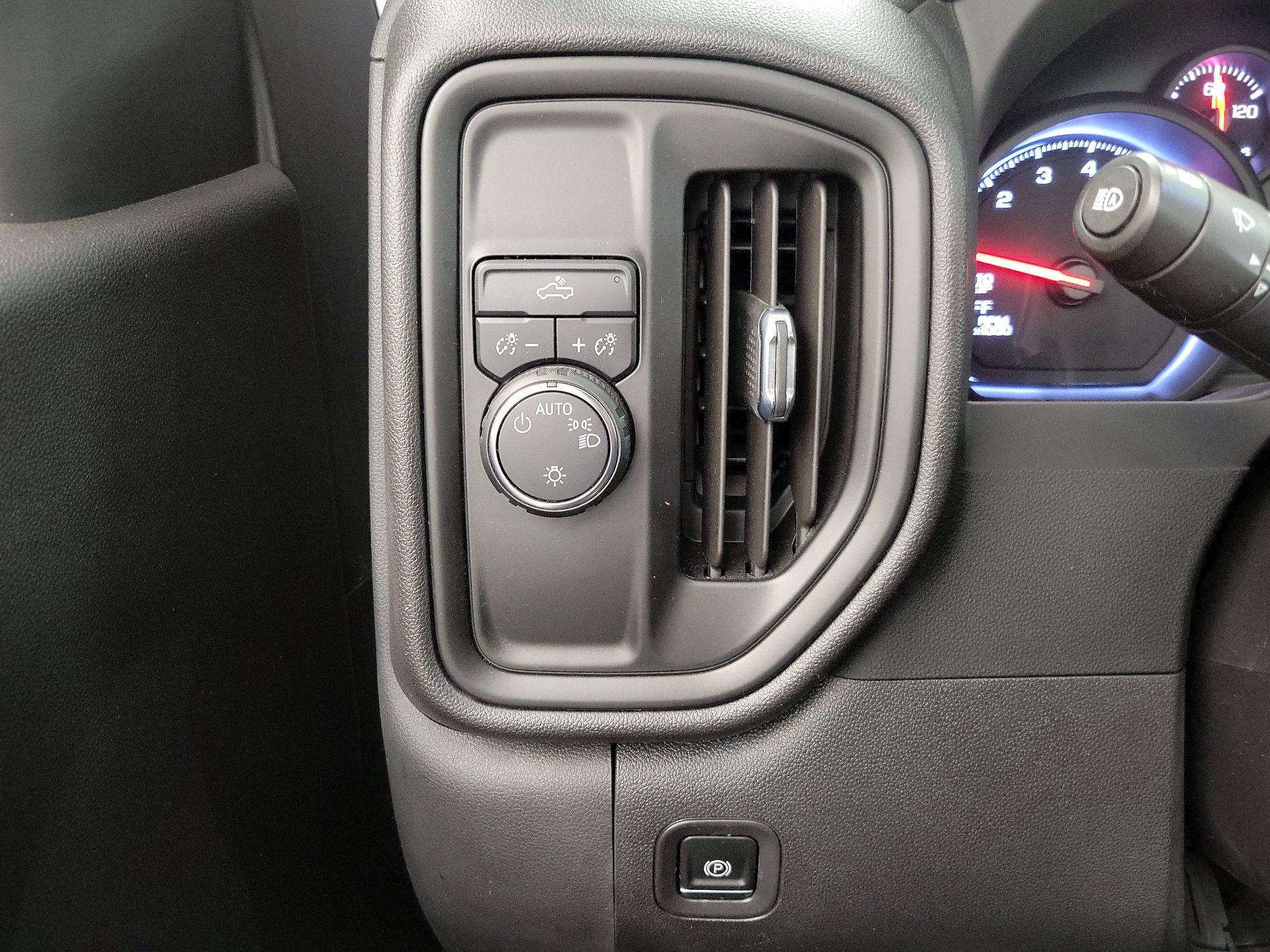 Thumbnail: 2023 Chevrolet Silverado 1500 - 13