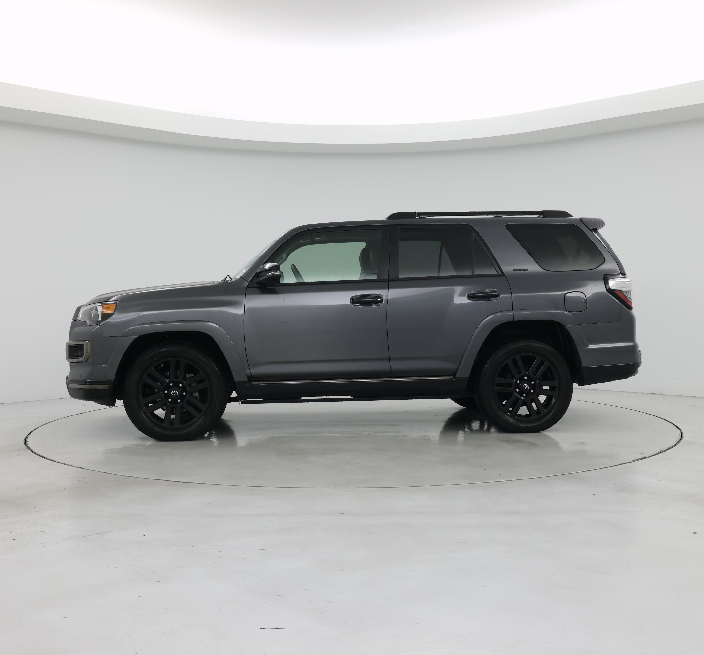 Thumbnail: 2021 Toyota 4Runner - 3