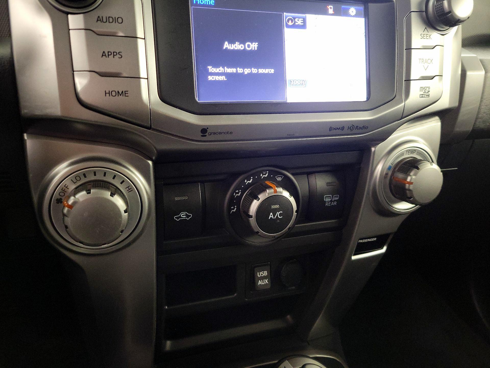 Thumbnail: 2016 Toyota 4Runner - 16