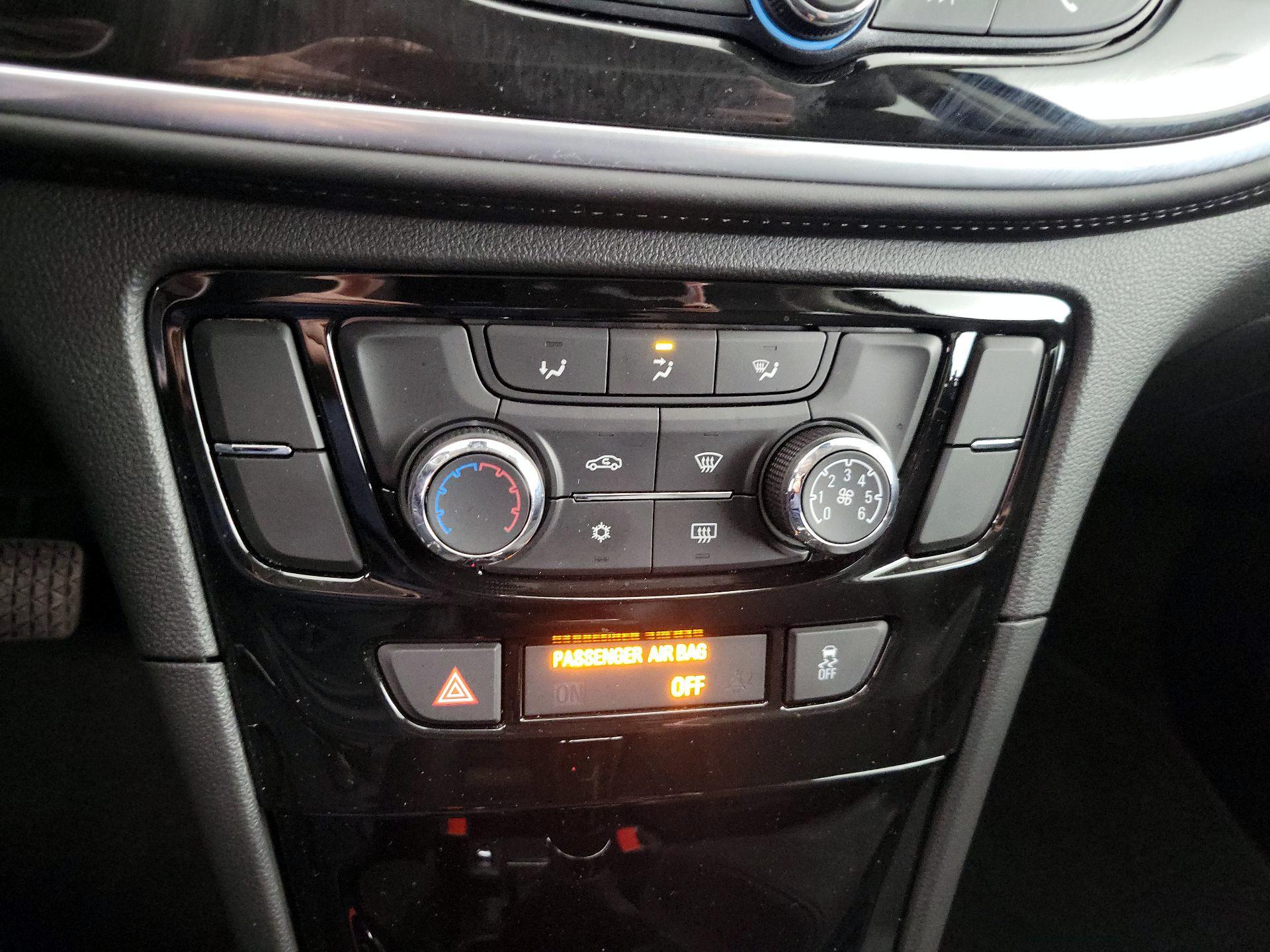 Thumbnail: 2022 Buick Encore - 15