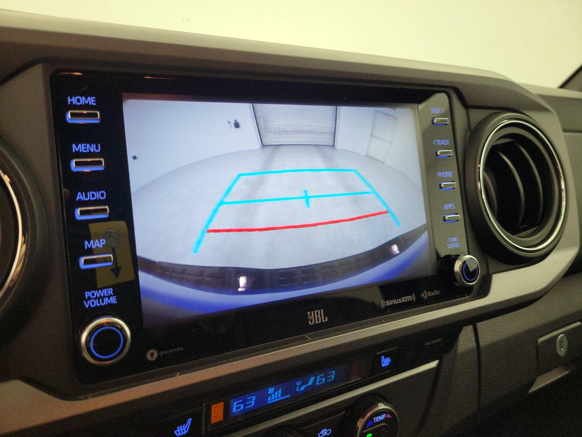 Thumbnail: 2020 Toyota Tacoma - 15