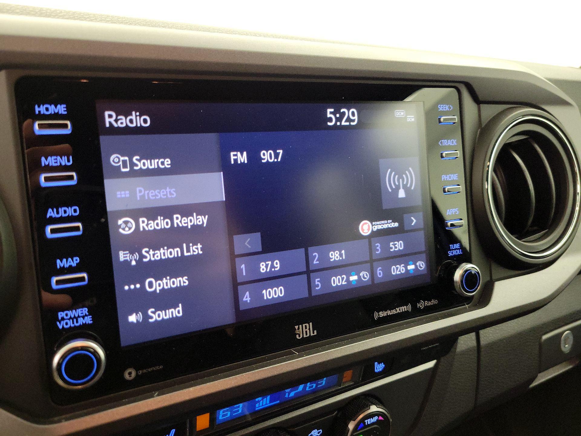 Thumbnail: 2020 Toyota Tacoma - 16