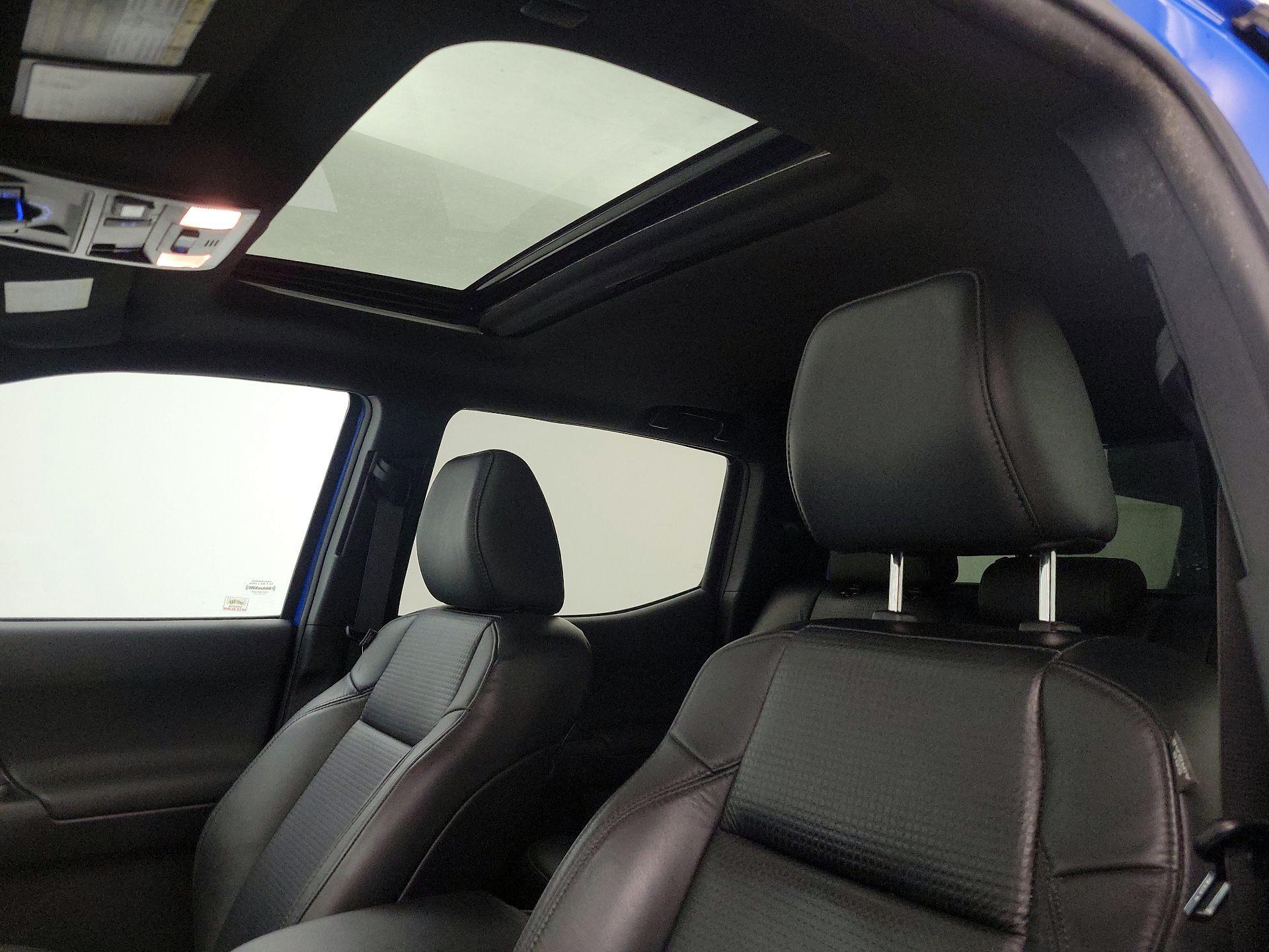 Thumbnail: 2020 Toyota Tacoma - 20