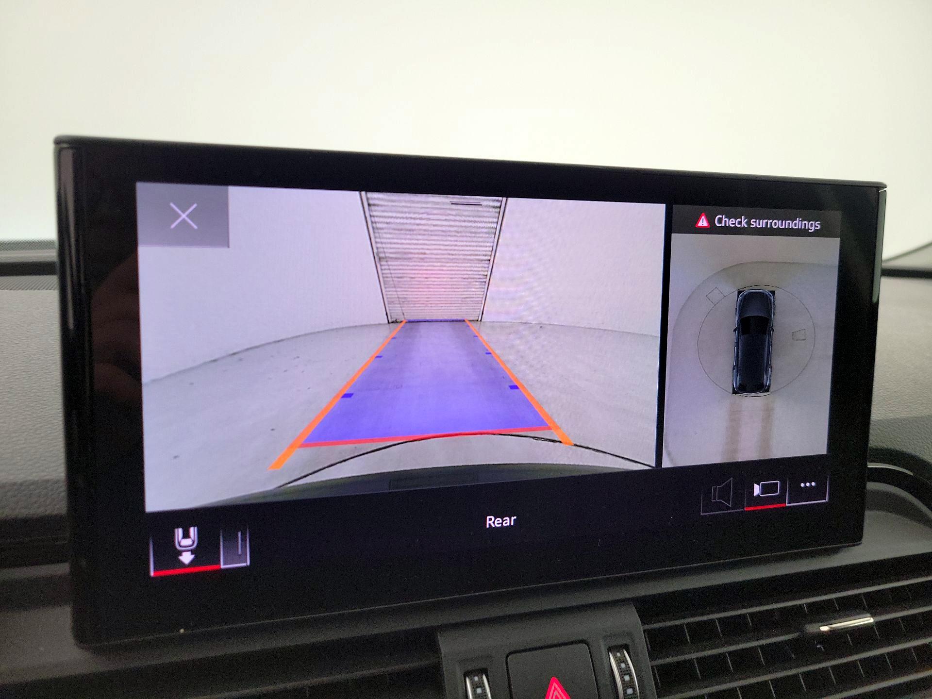 Thumbnail: 2023 Audi Q5 - 14