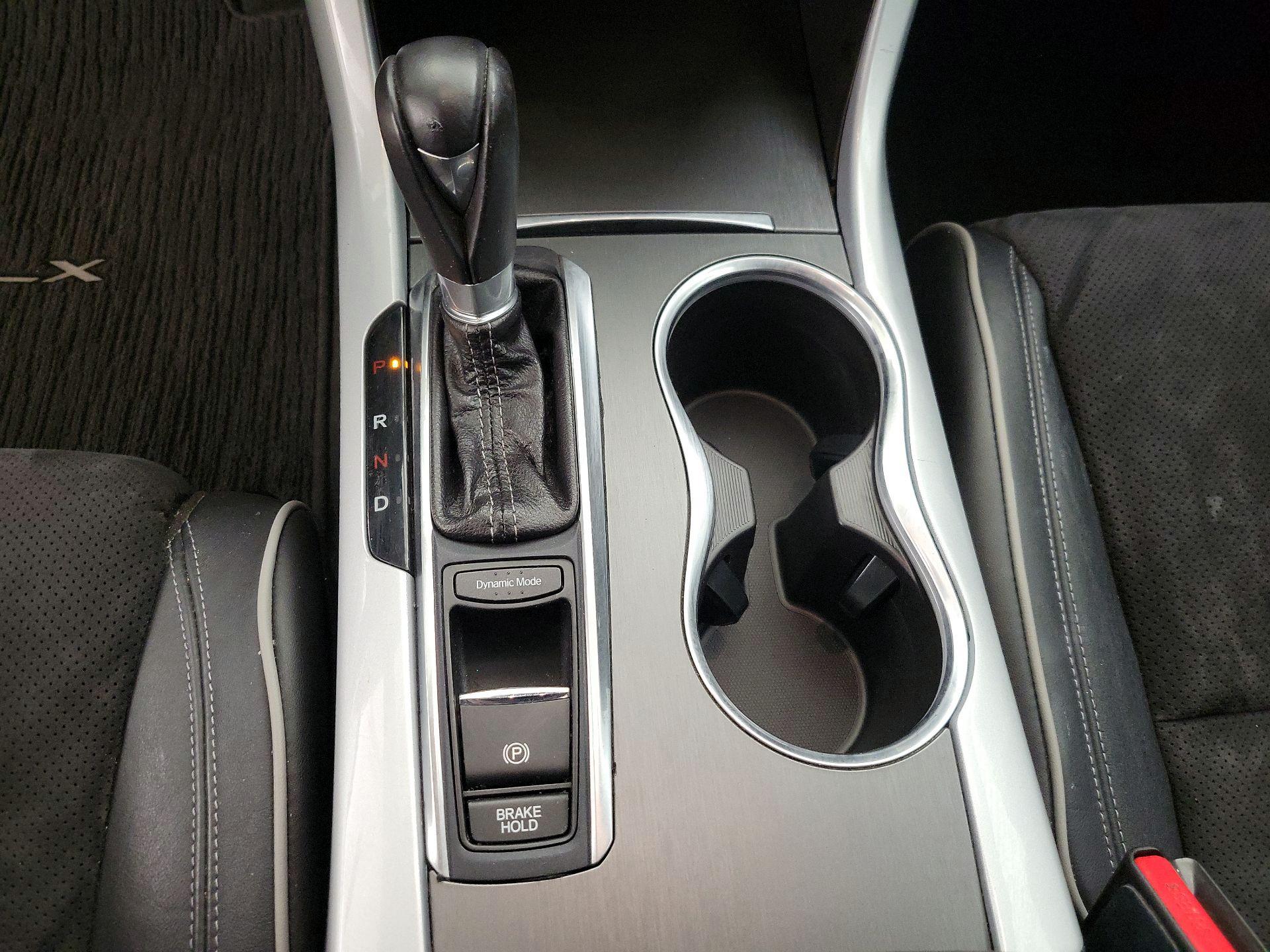 Thumbnail: 2020 Acura TLX - 17