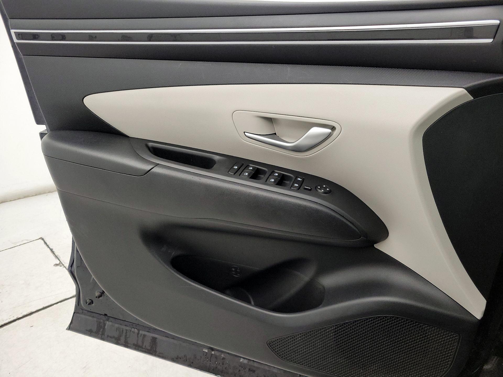 Thumbnail: 2023 Hyundai Tucson - 12