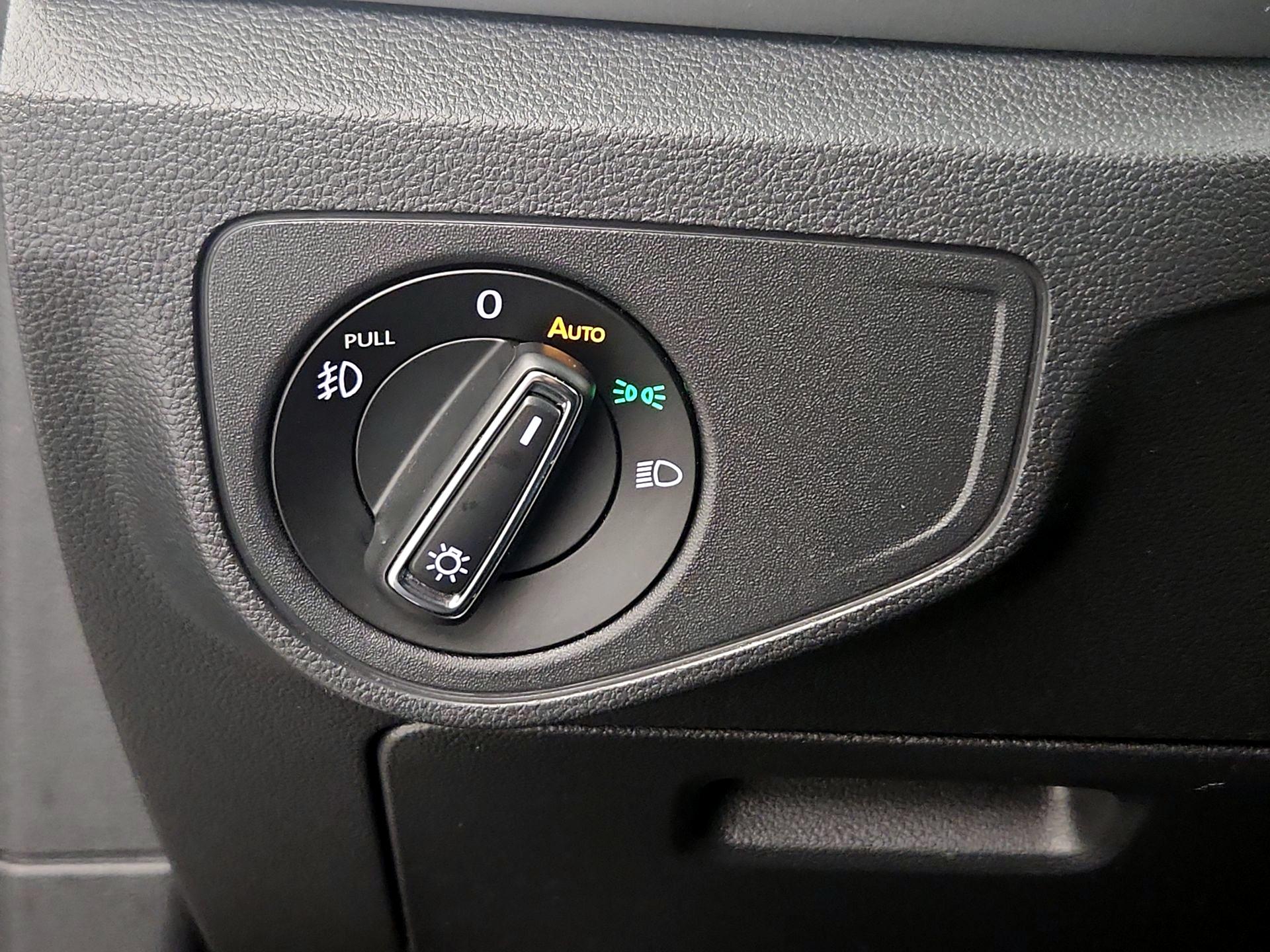 Thumbnail: 2018 Volkswagen Atlas - 13