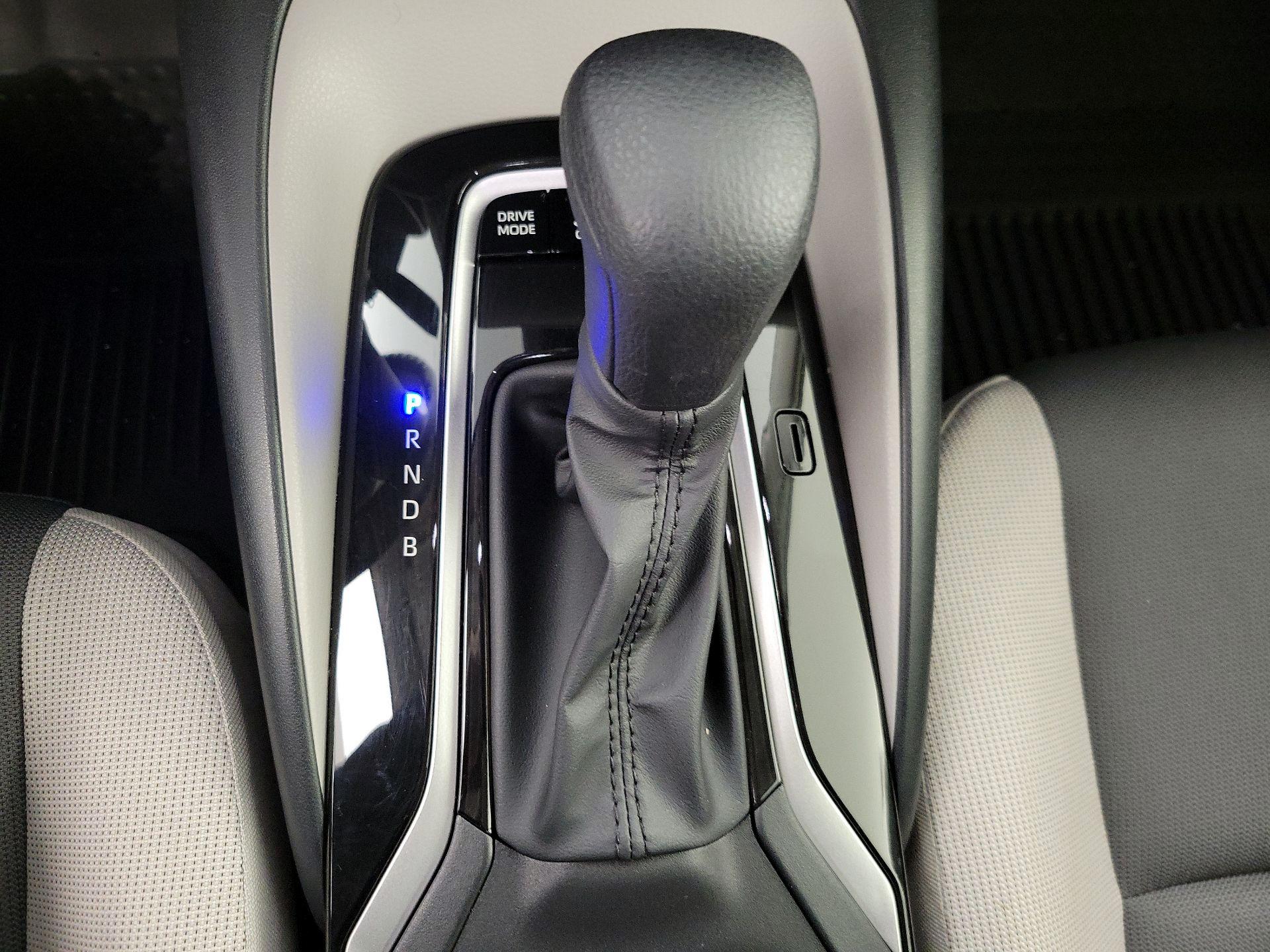 Thumbnail: 2025 Toyota Corolla - 17