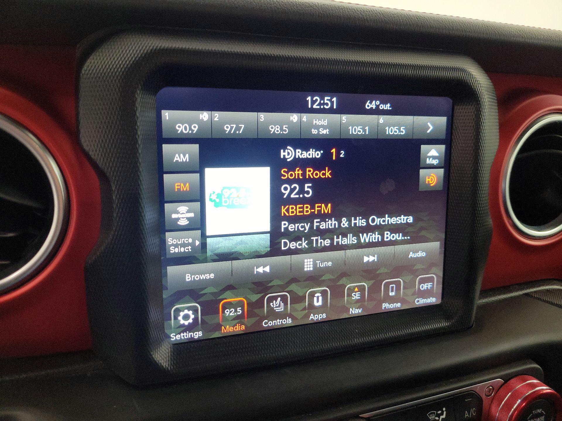 Thumbnail: 2021 Jeep Wrangler - 14