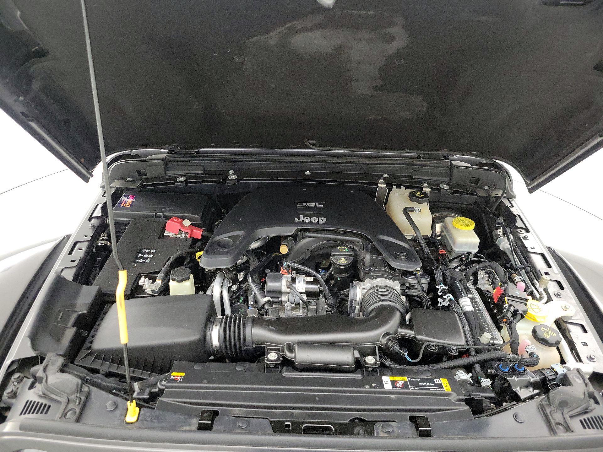 Thumbnail: 2021 Jeep Wrangler - 19