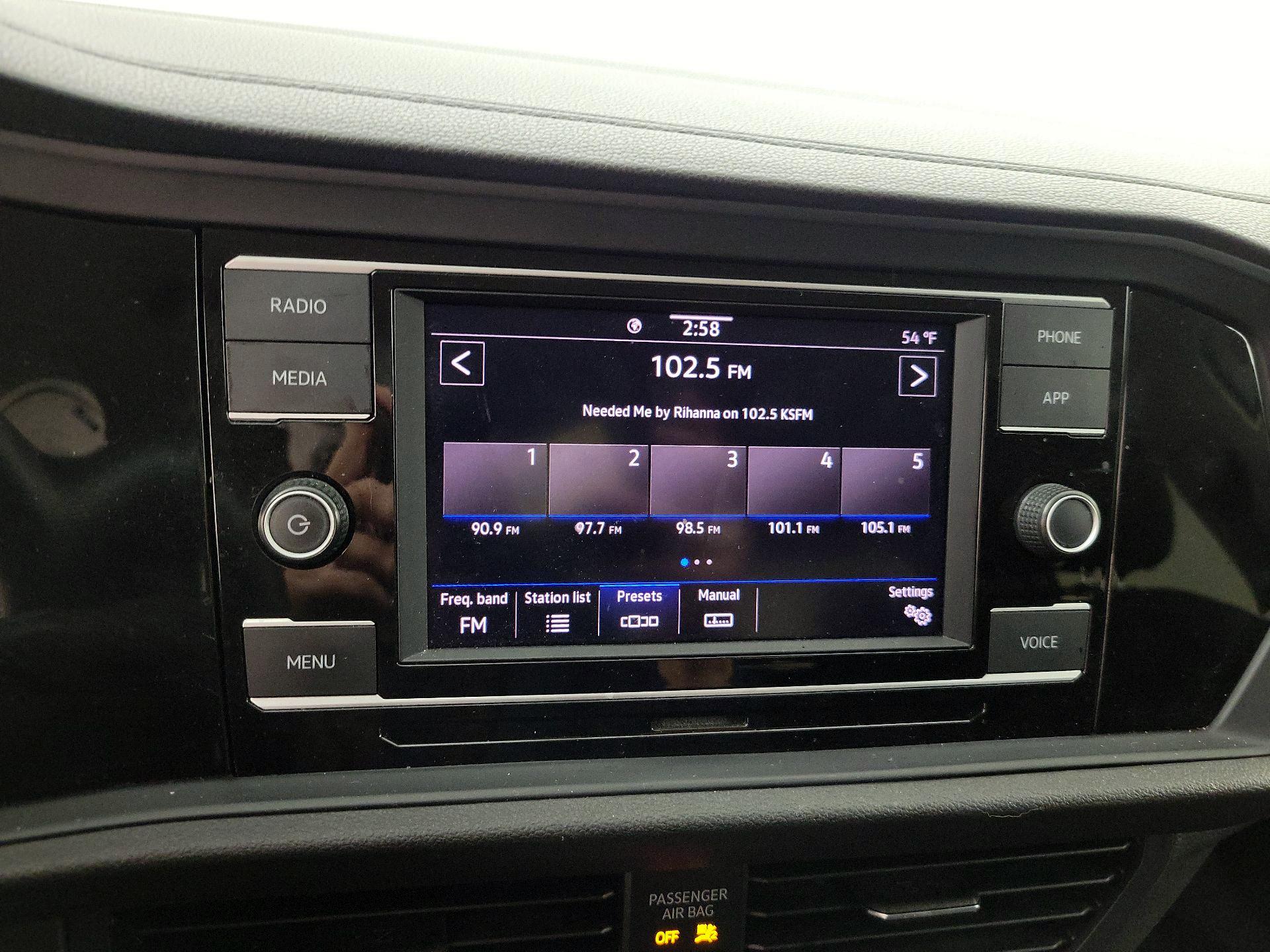 Thumbnail: 2020 Volkswagen Jetta - 13