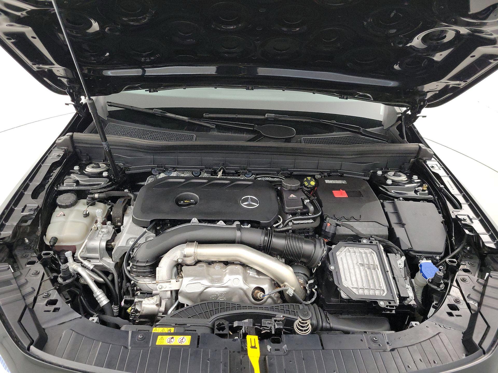 Thumbnail: 2025 Mercedes-Benz GLB - 20