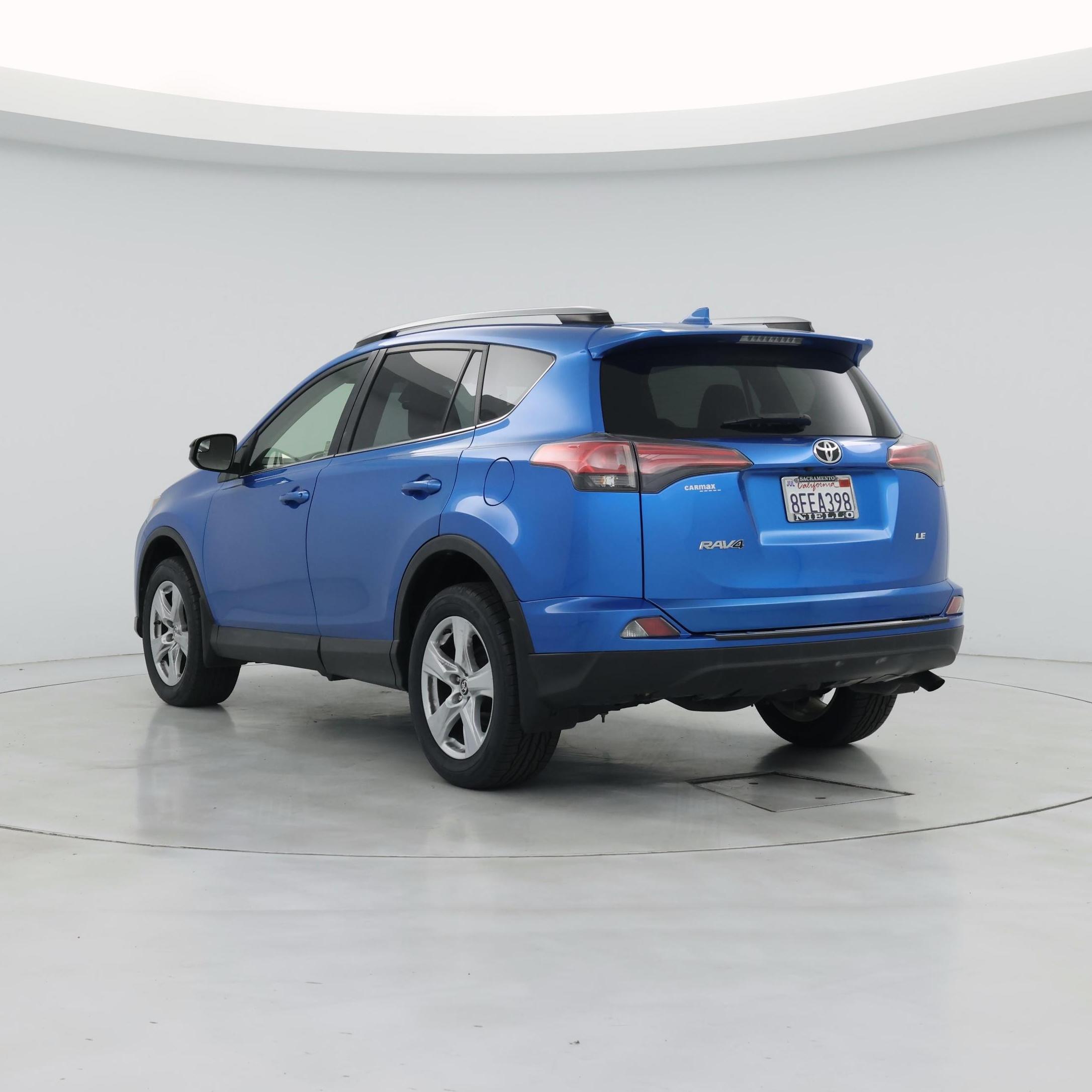 Thumbnail: 2018 Toyota RAV4 - 2