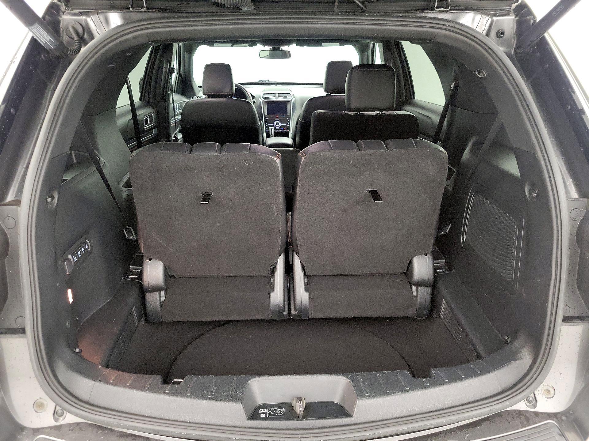 Thumbnail: 2019 Ford Explorer - 20