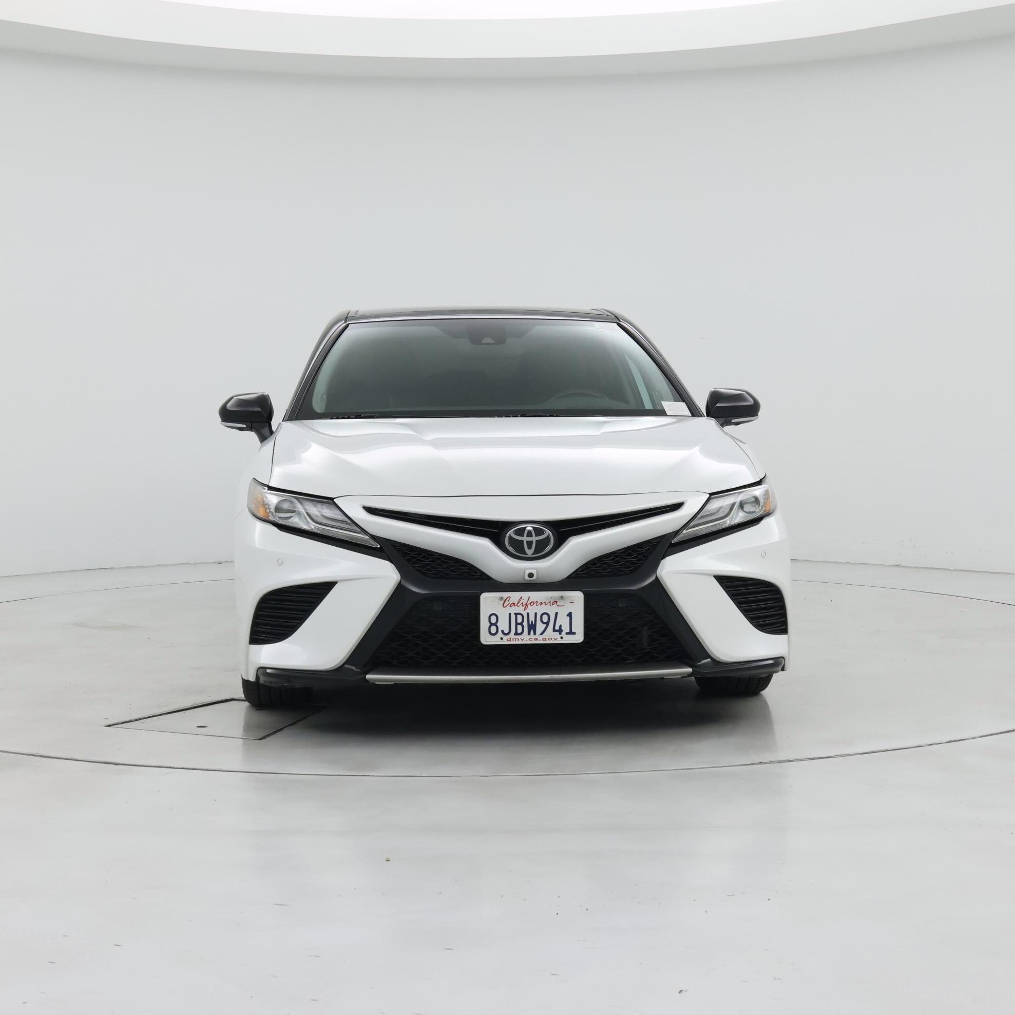 Thumbnail: 2019 Toyota Camry - 5