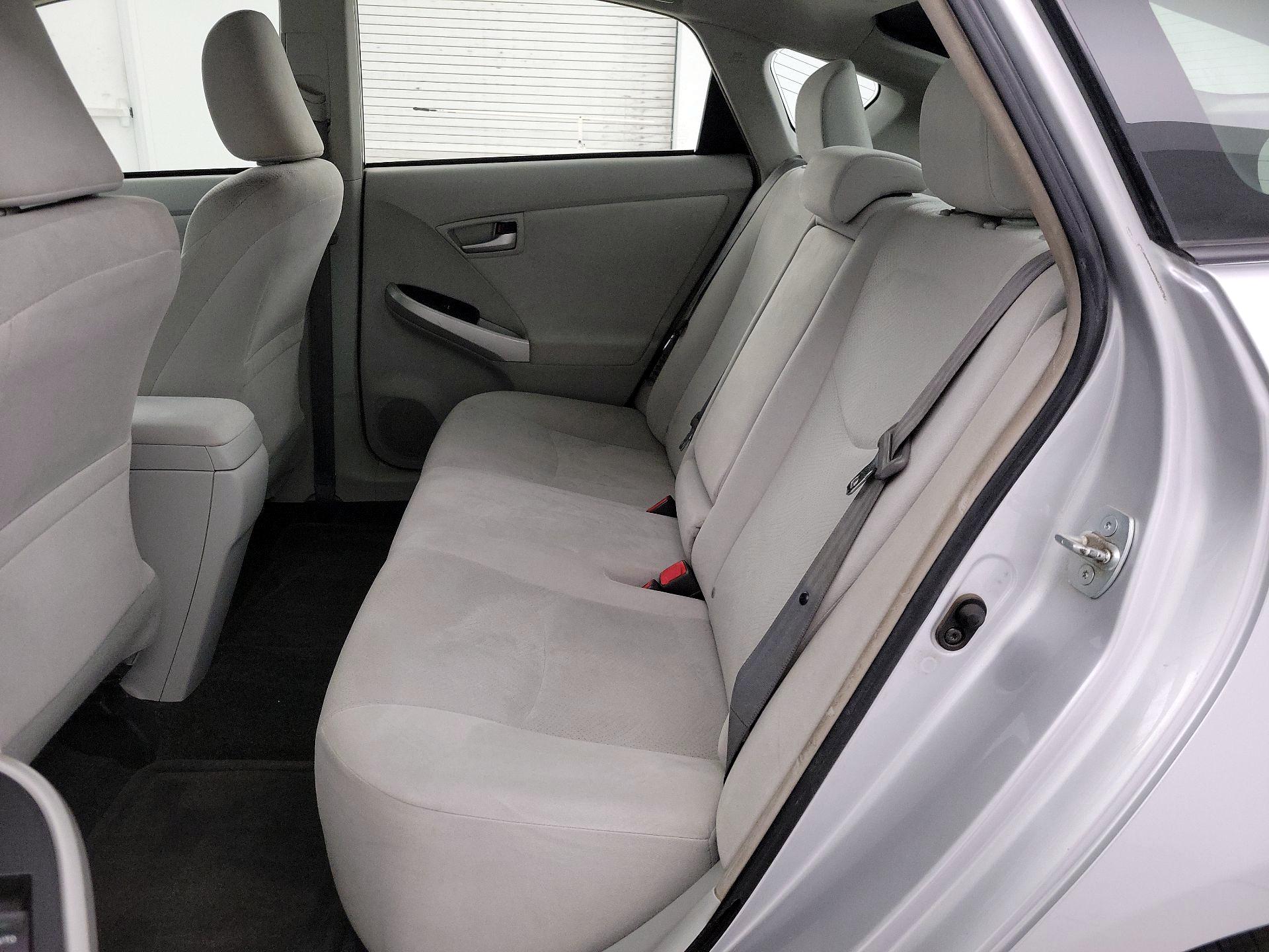 Thumbnail: 2015 Toyota Prius - 19