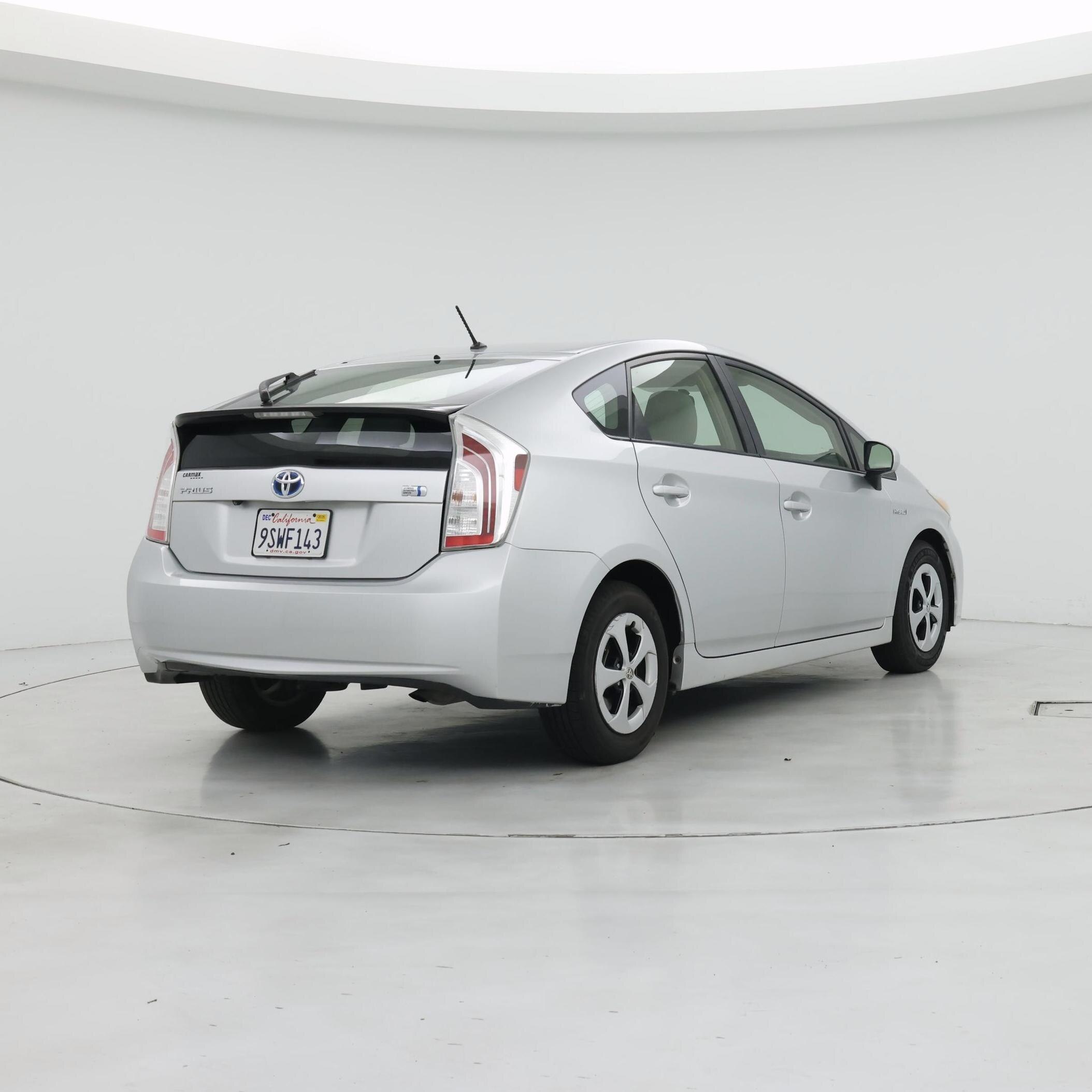 Thumbnail: 2015 Toyota Prius - 8