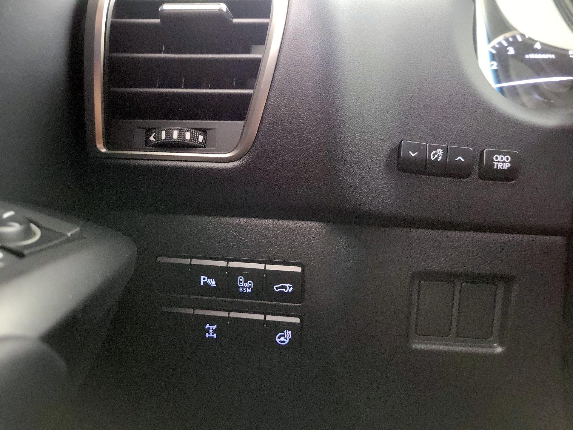 Thumbnail: 2016 Lexus NX - 13