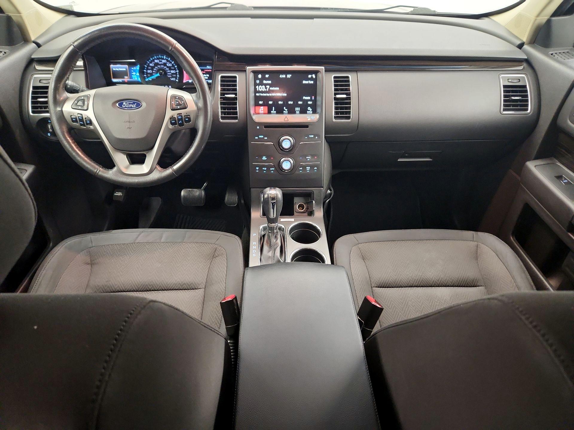 Thumbnail: 2018 Ford Flex - 9