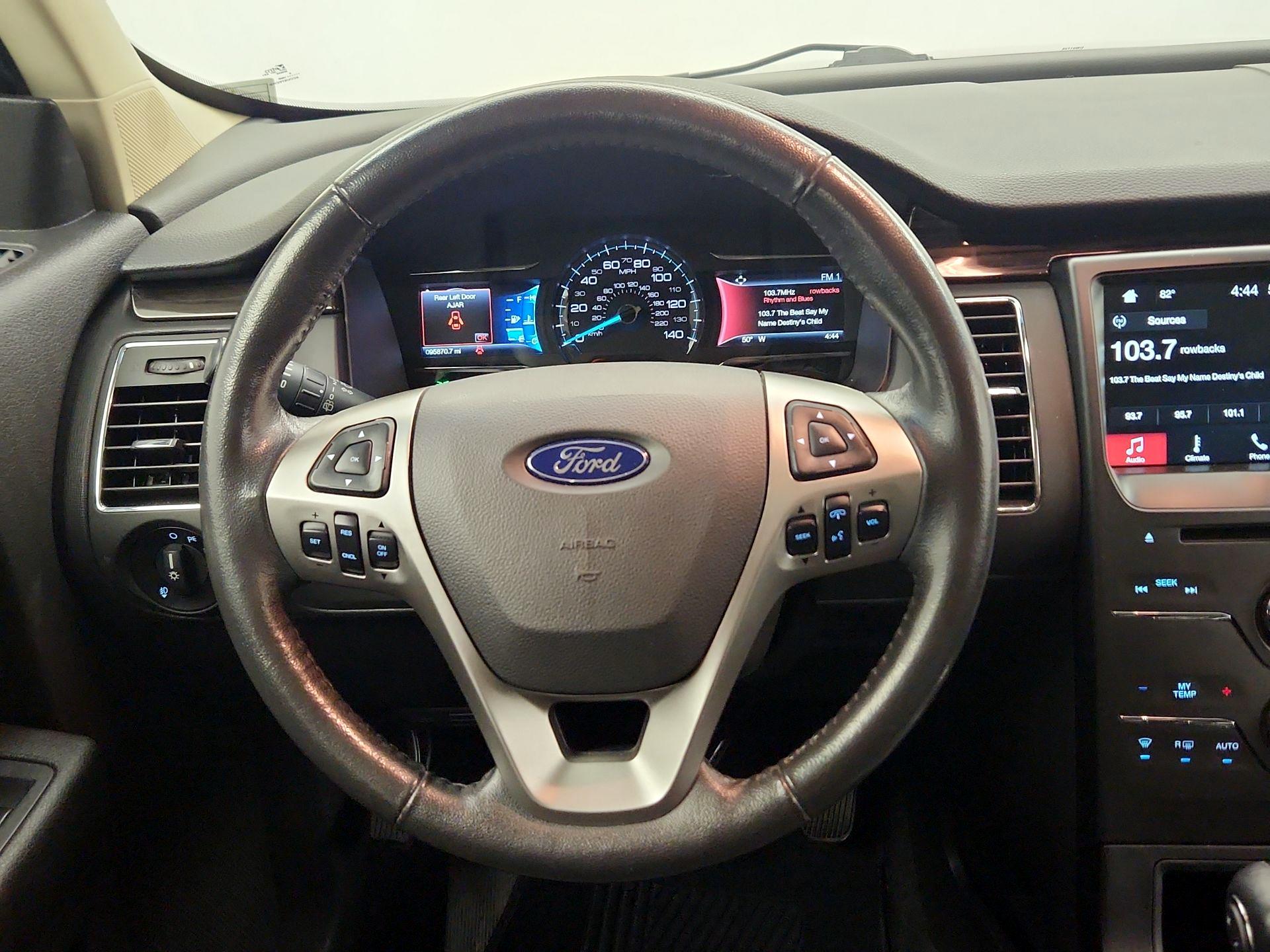 Thumbnail: 2018 Ford Flex - 10