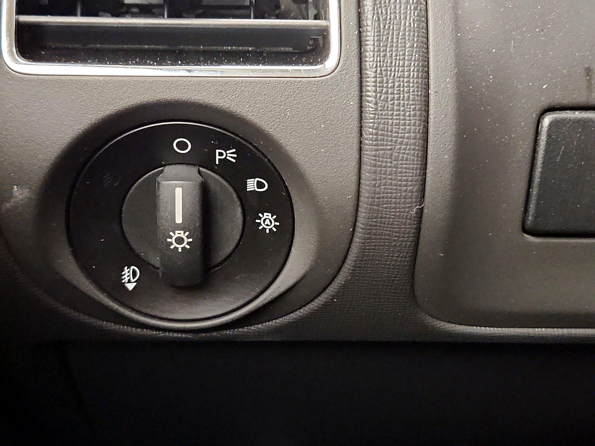 Thumbnail: 2018 Ford Flex - 13