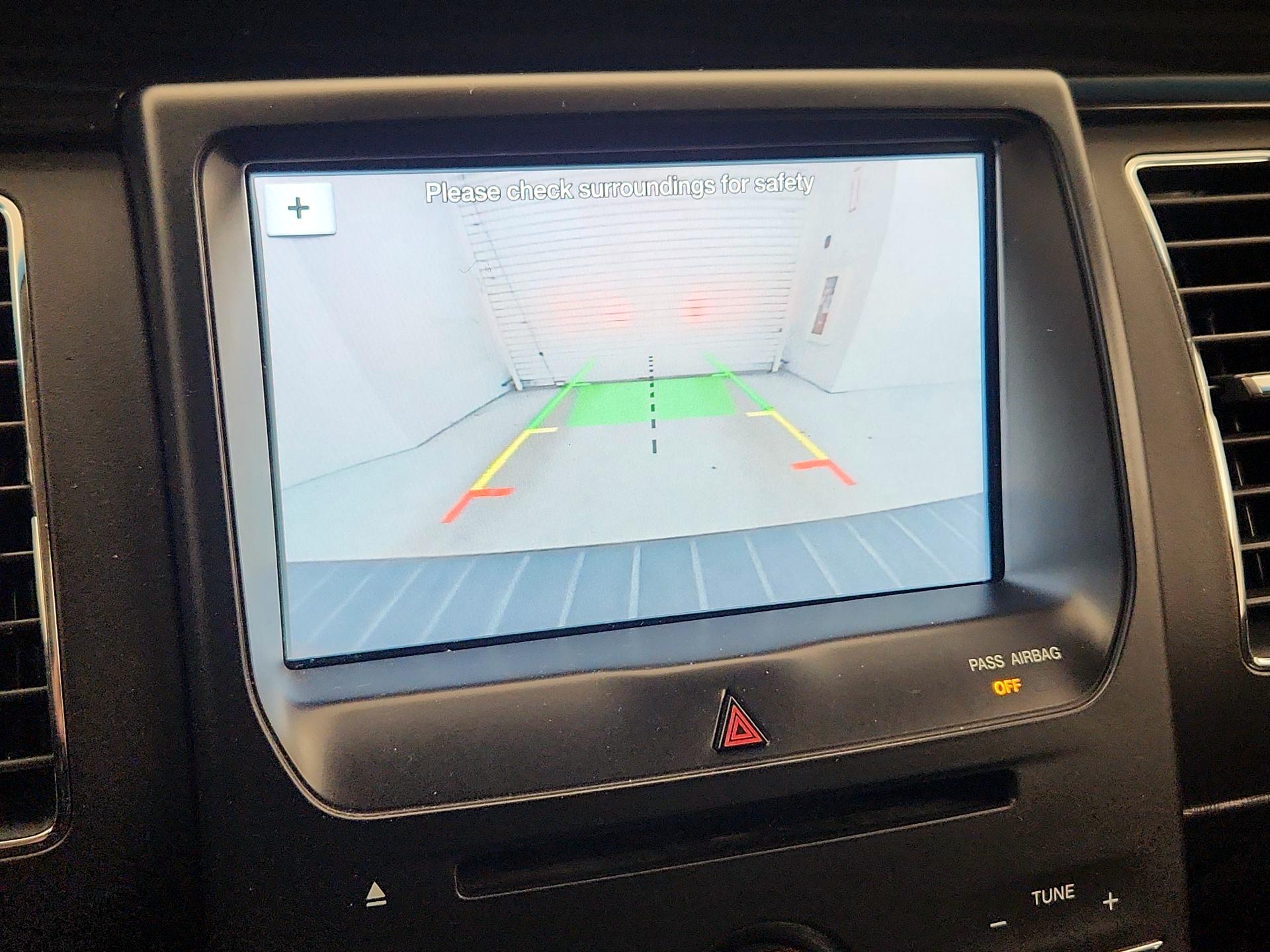 Thumbnail: 2018 Ford Flex - 14