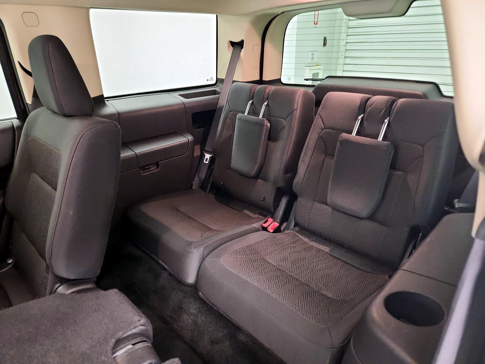 Thumbnail: 2018 Ford Flex - 19